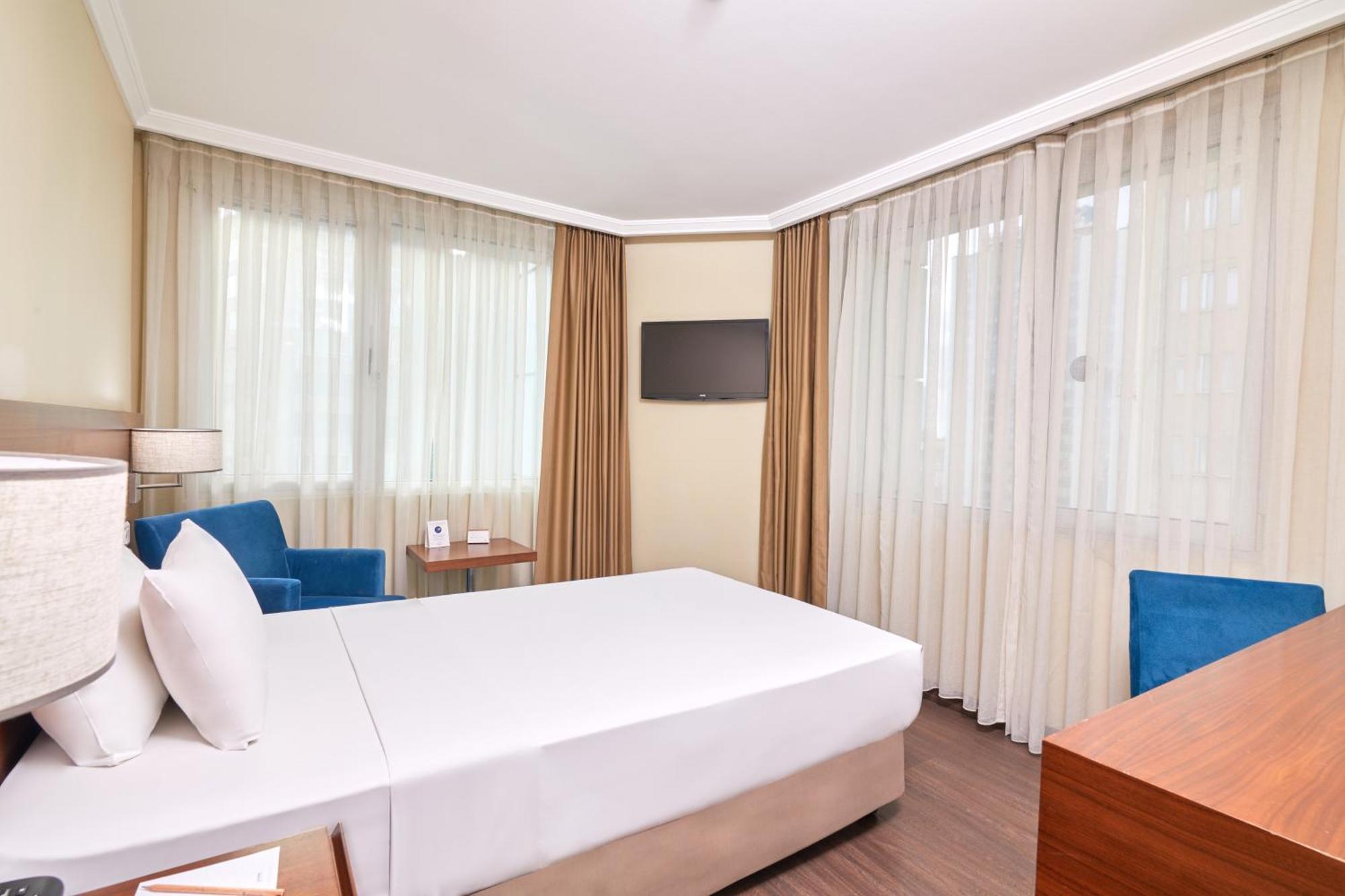 Superior Single Room - Free SPA Access,1566940403:JPEG