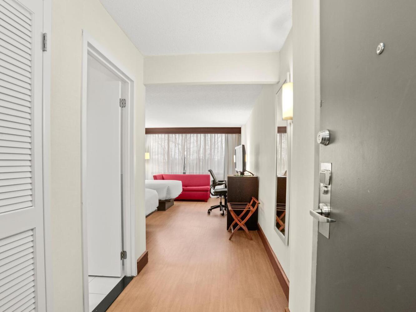 Standard Double Room,1566973610:JPEG