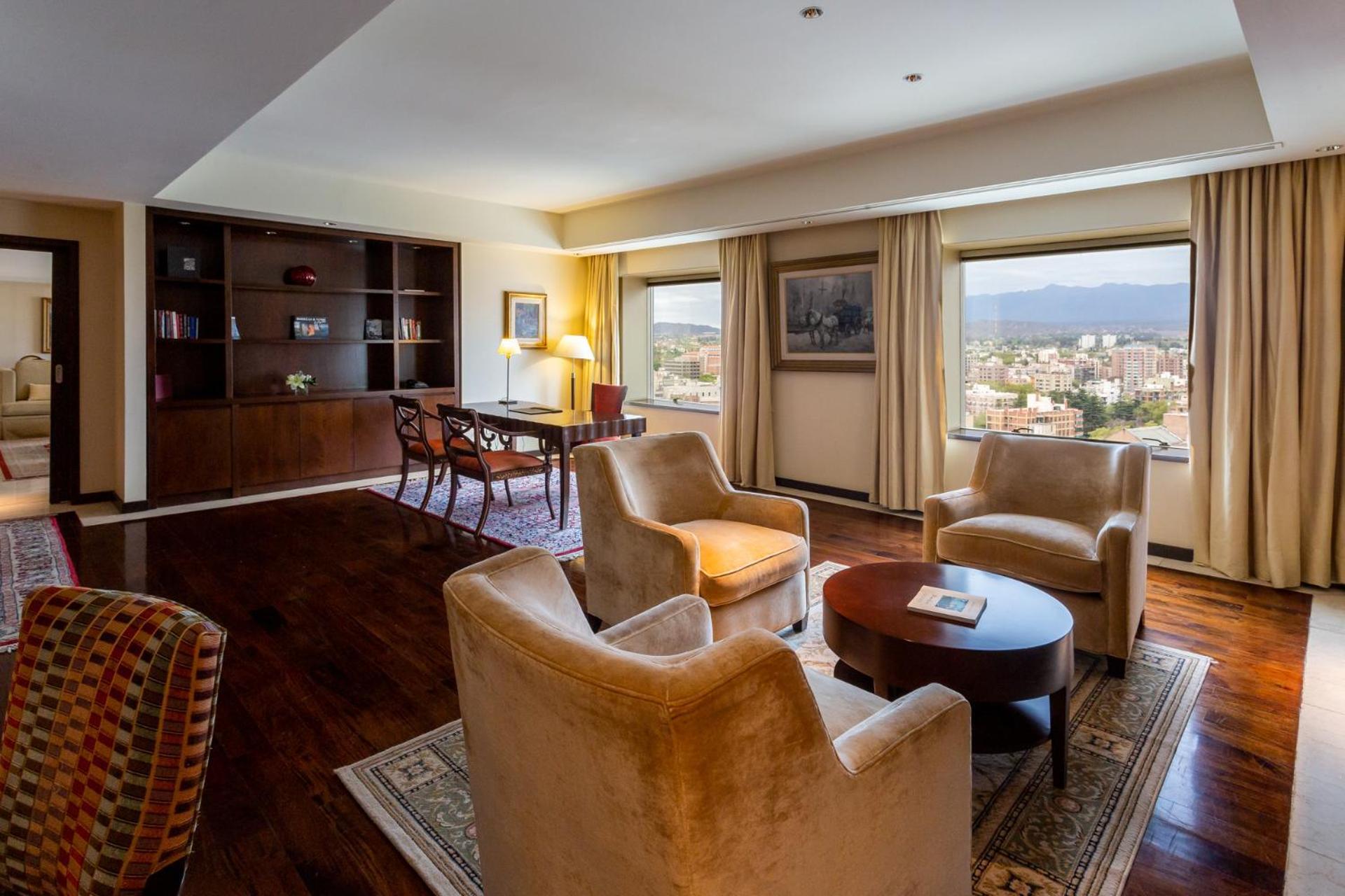 Presidential Suite 1 King