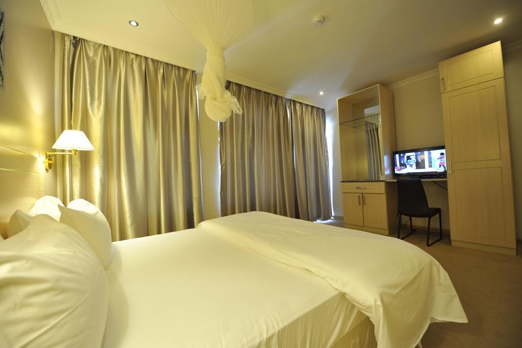 Single Room,156784971:JPEG