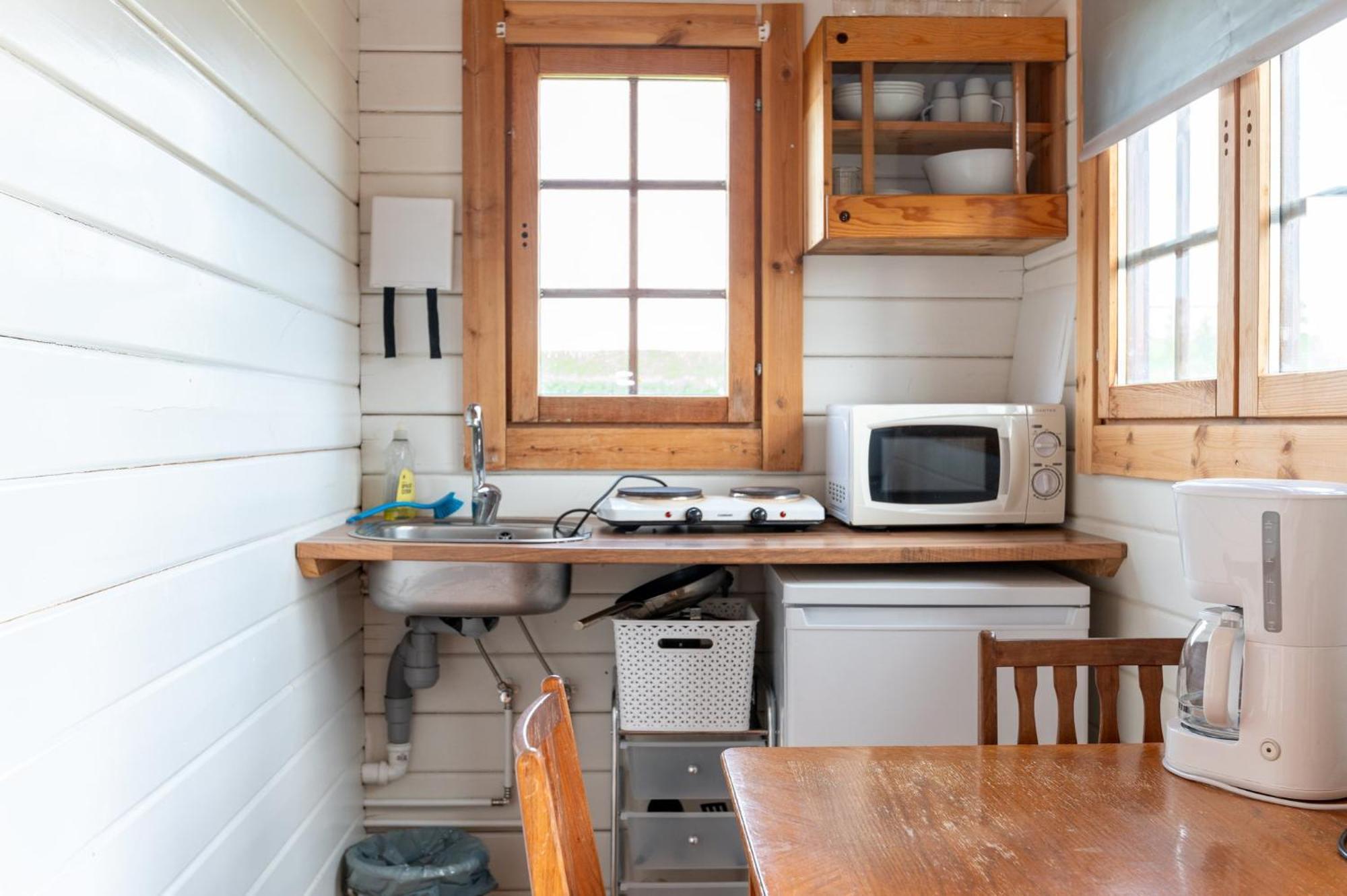Cottage with Shared Shower