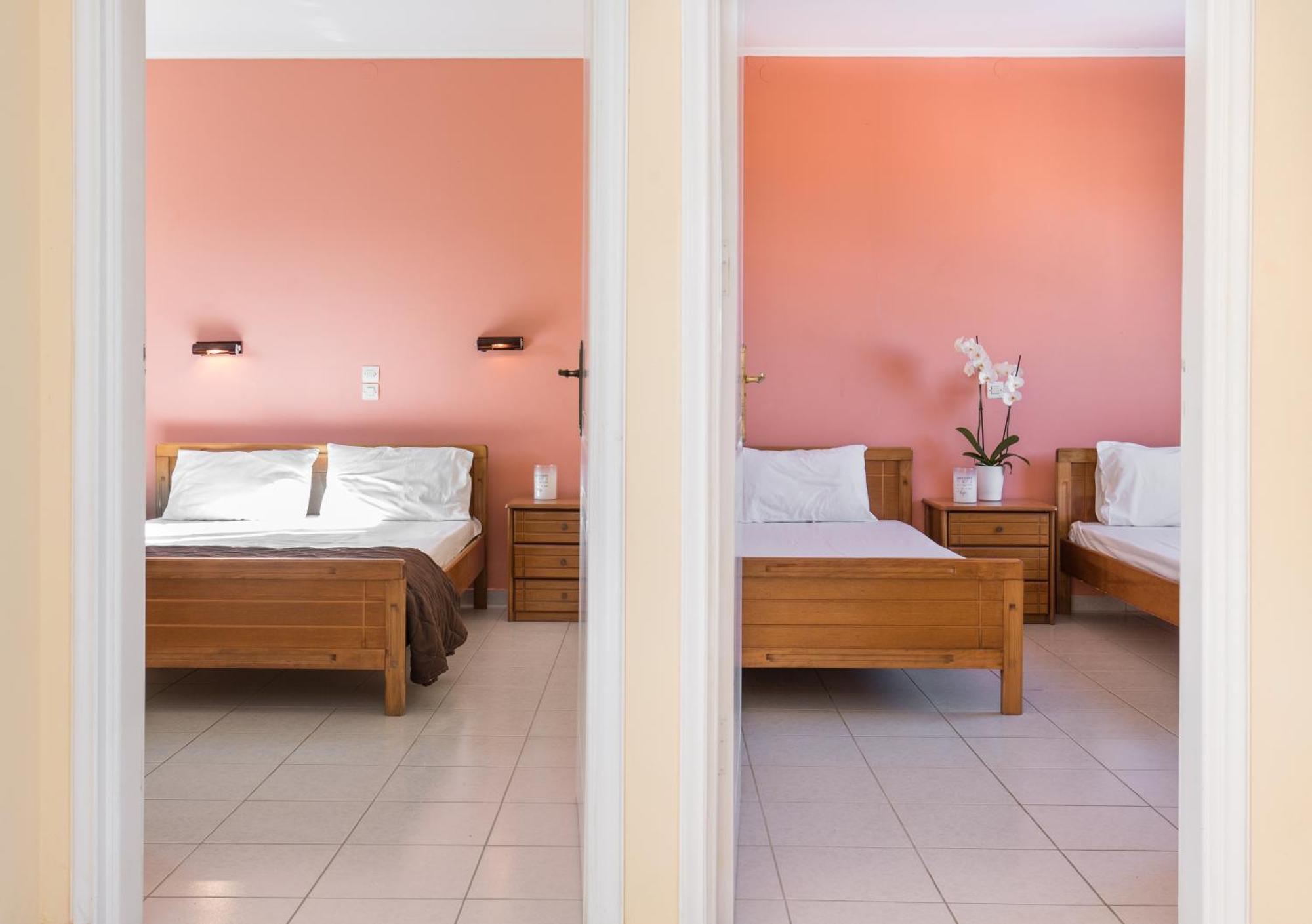 Family Room with Sea View,1567155572:JPEG