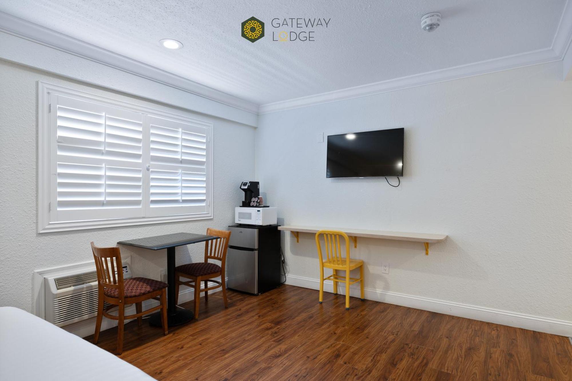 Queen Room - Disability Access