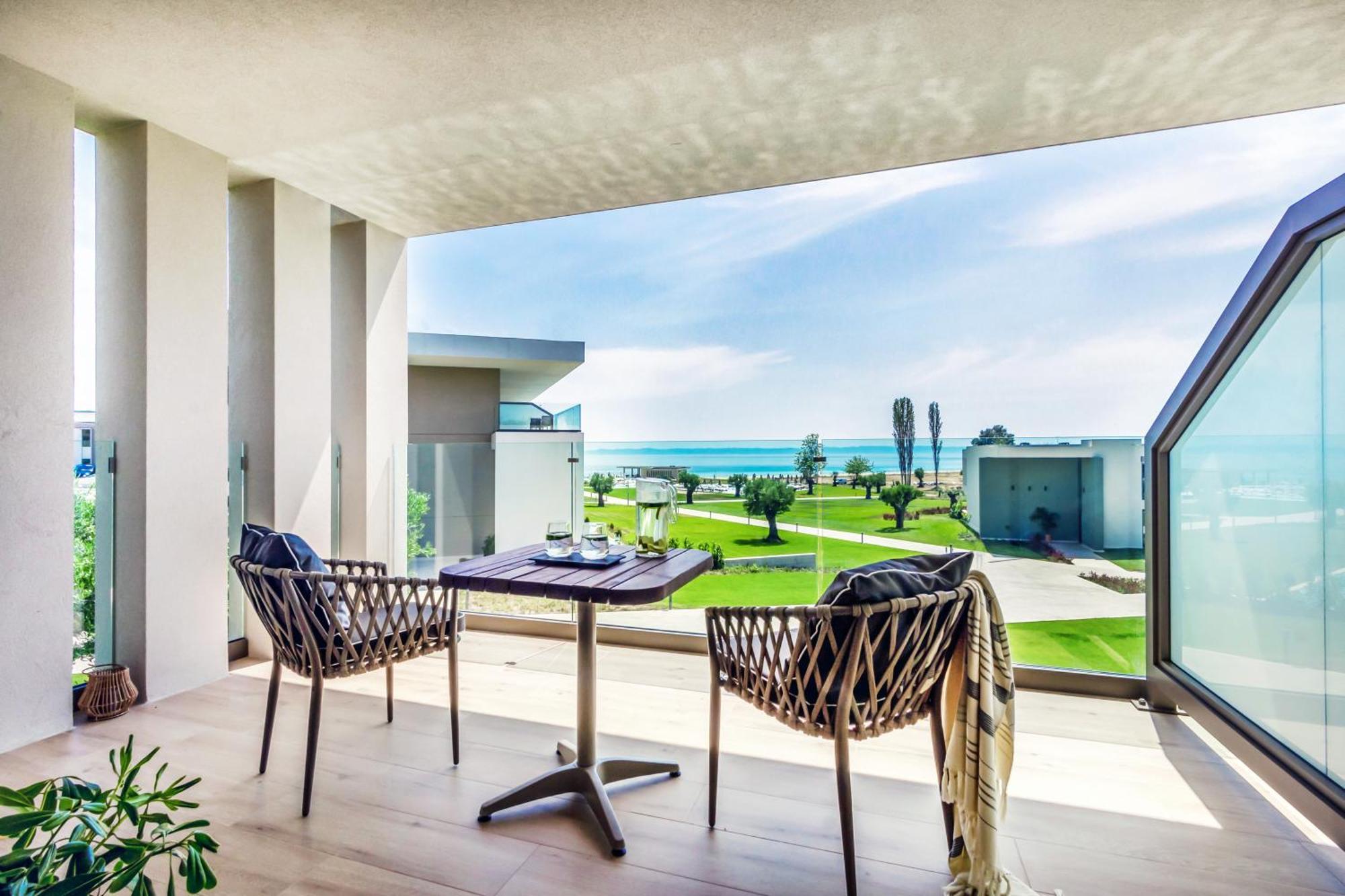 Prestige Bungalow Side Sea View