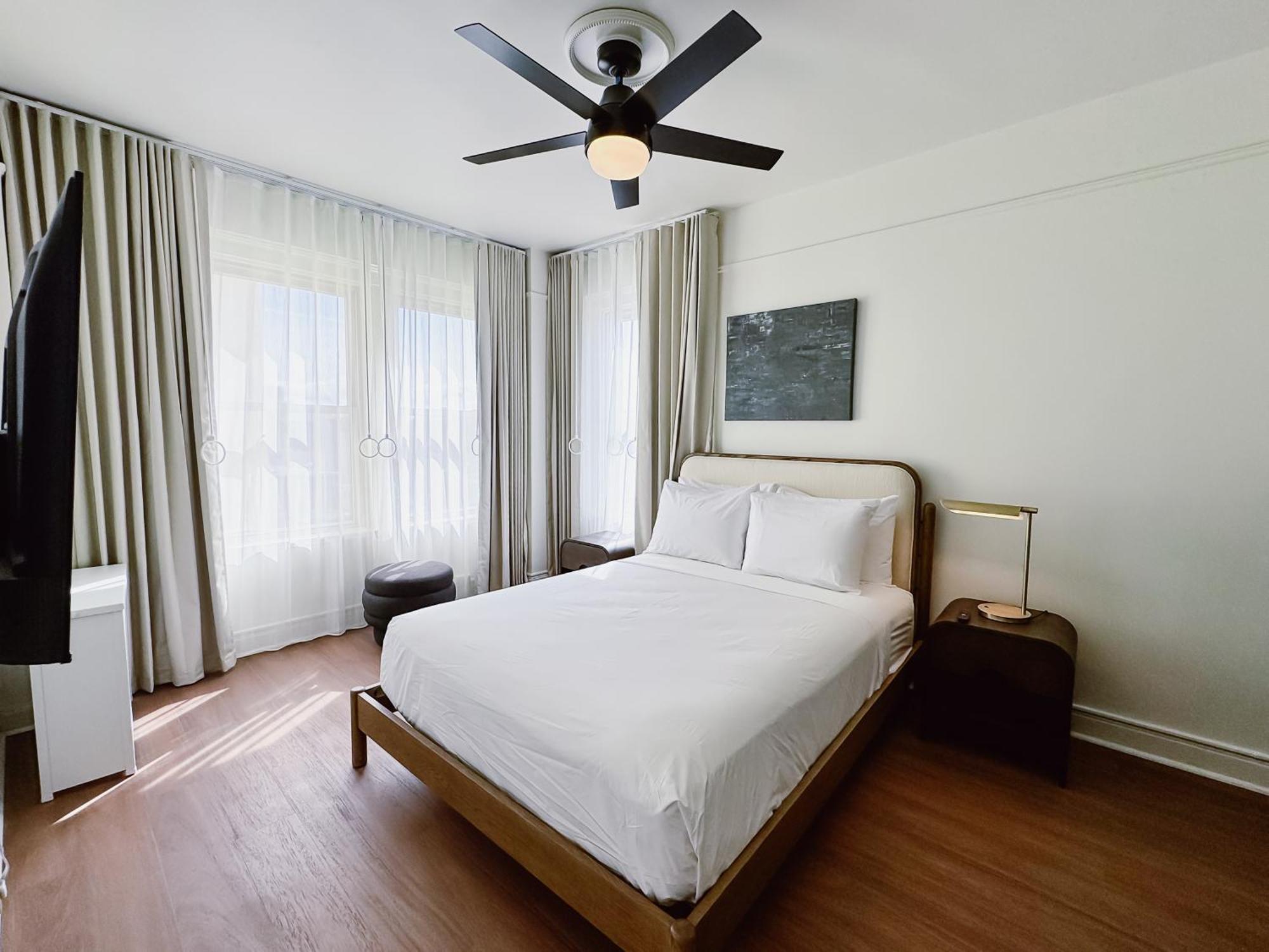 Queen Room
