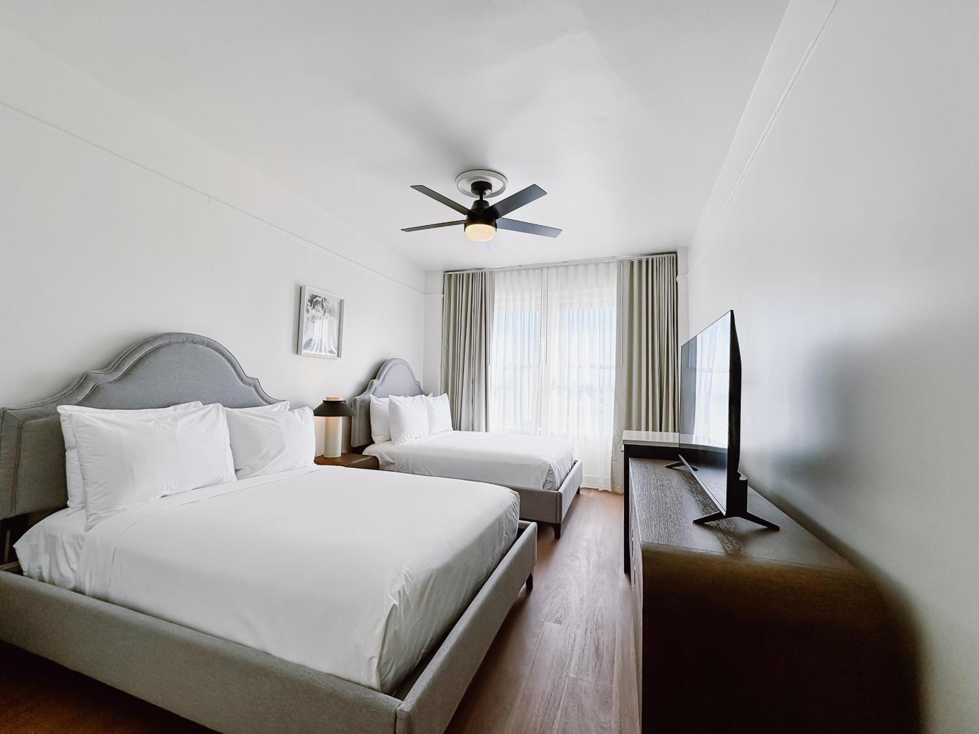 Deluxe Double Room,1568402864:JPEG