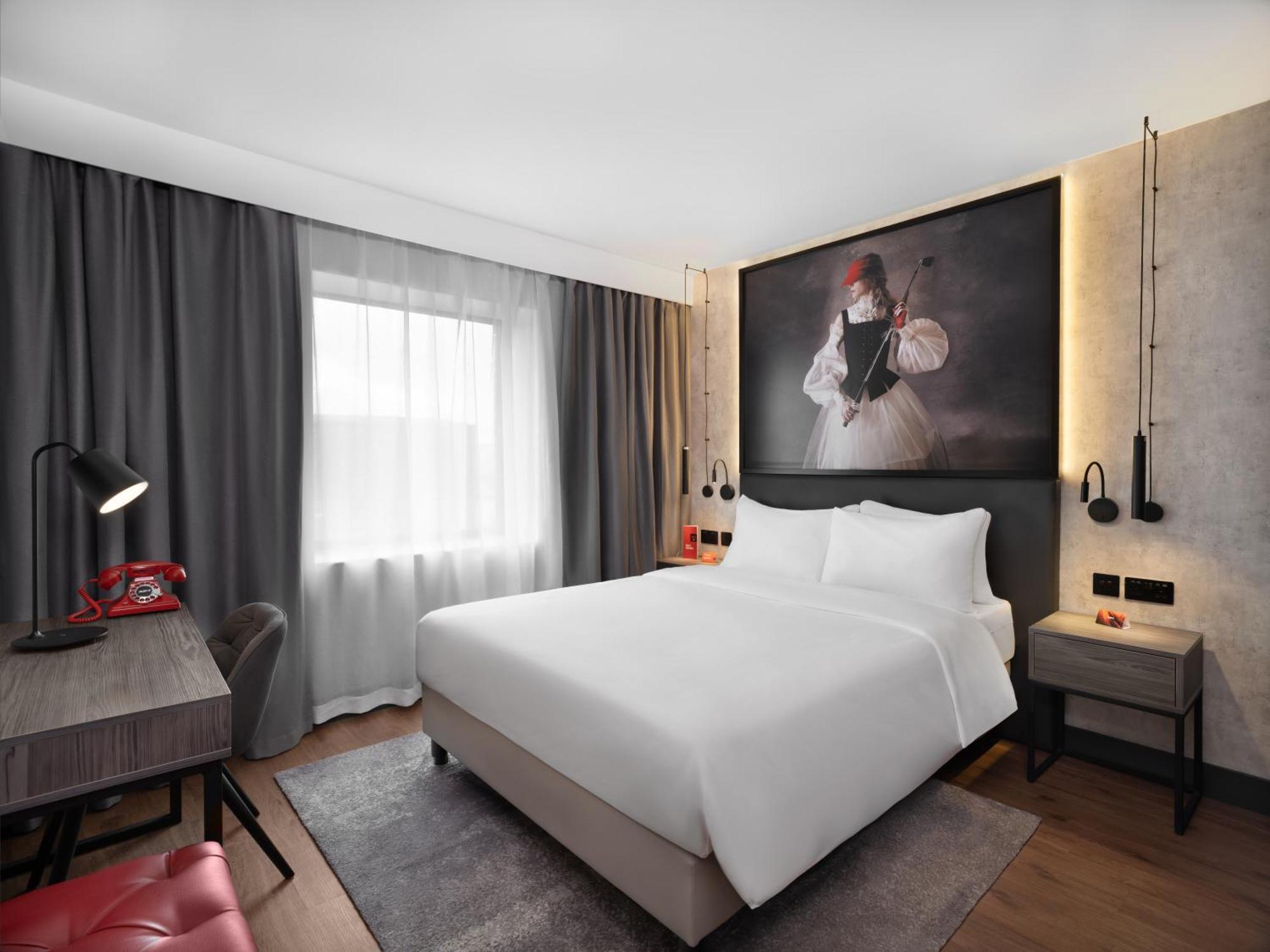 Standard Room,1571437322:JPEG