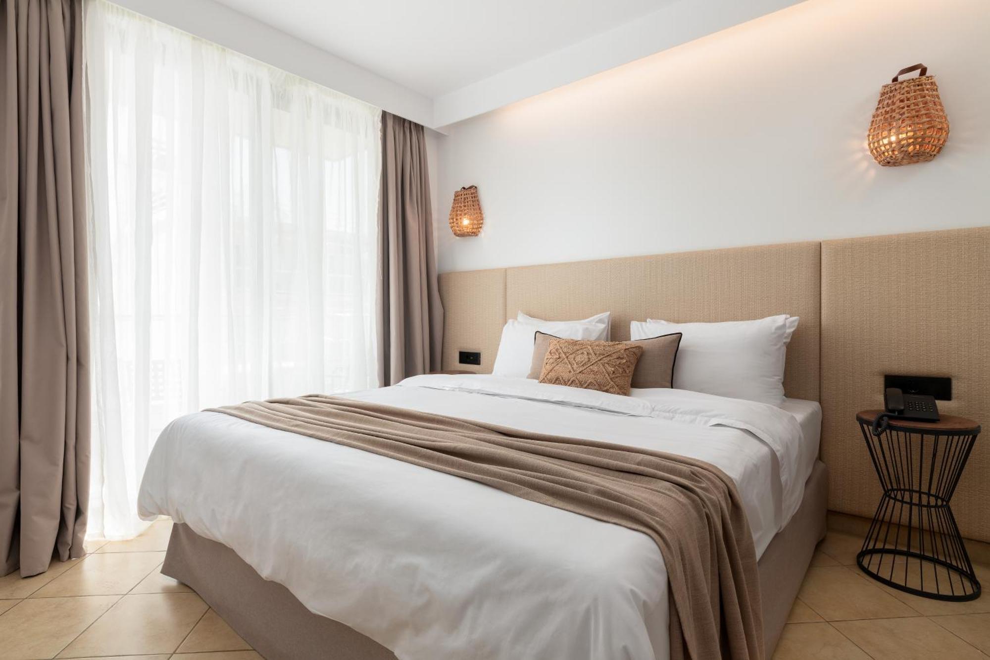 Superior Queen Room