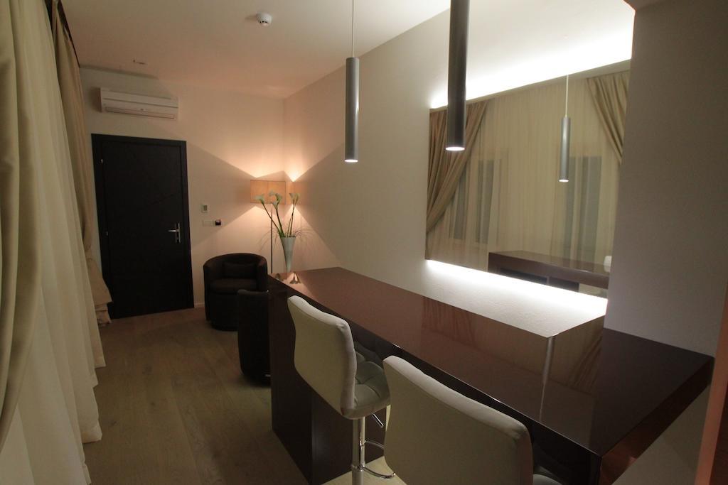 Suite with Spa Bath