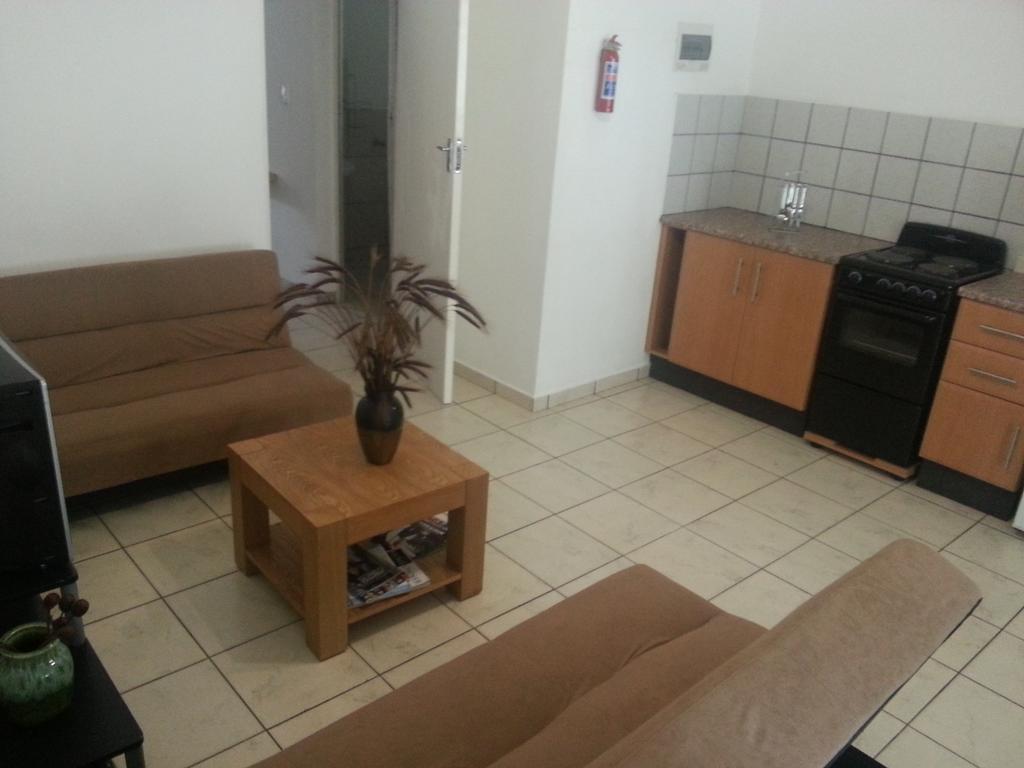 One-Bedroom Apartment with Sofa Bed (4 Adults)