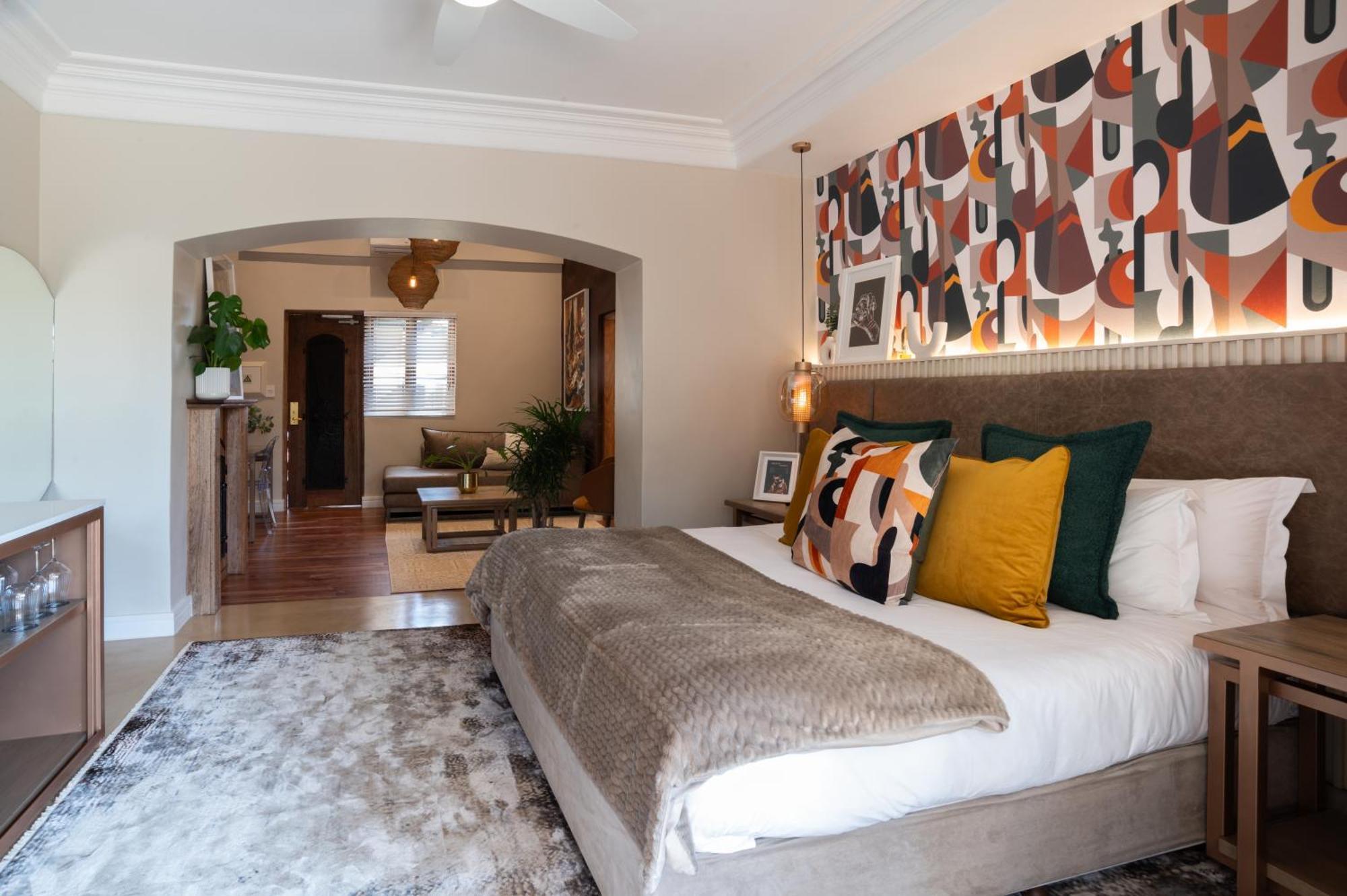 Superior King Suite