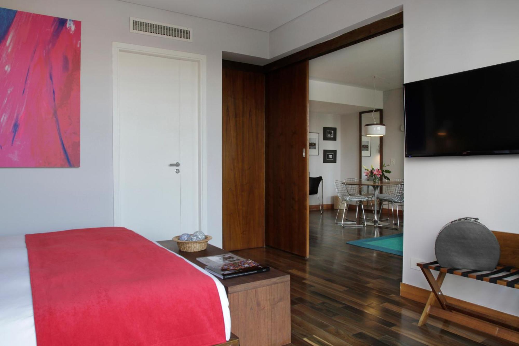 Superior King Suite