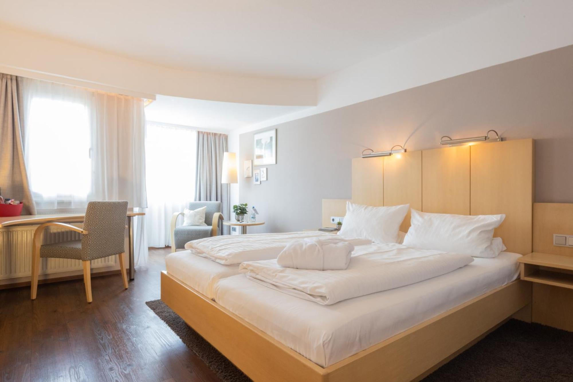 Classic Double Room with Balcony