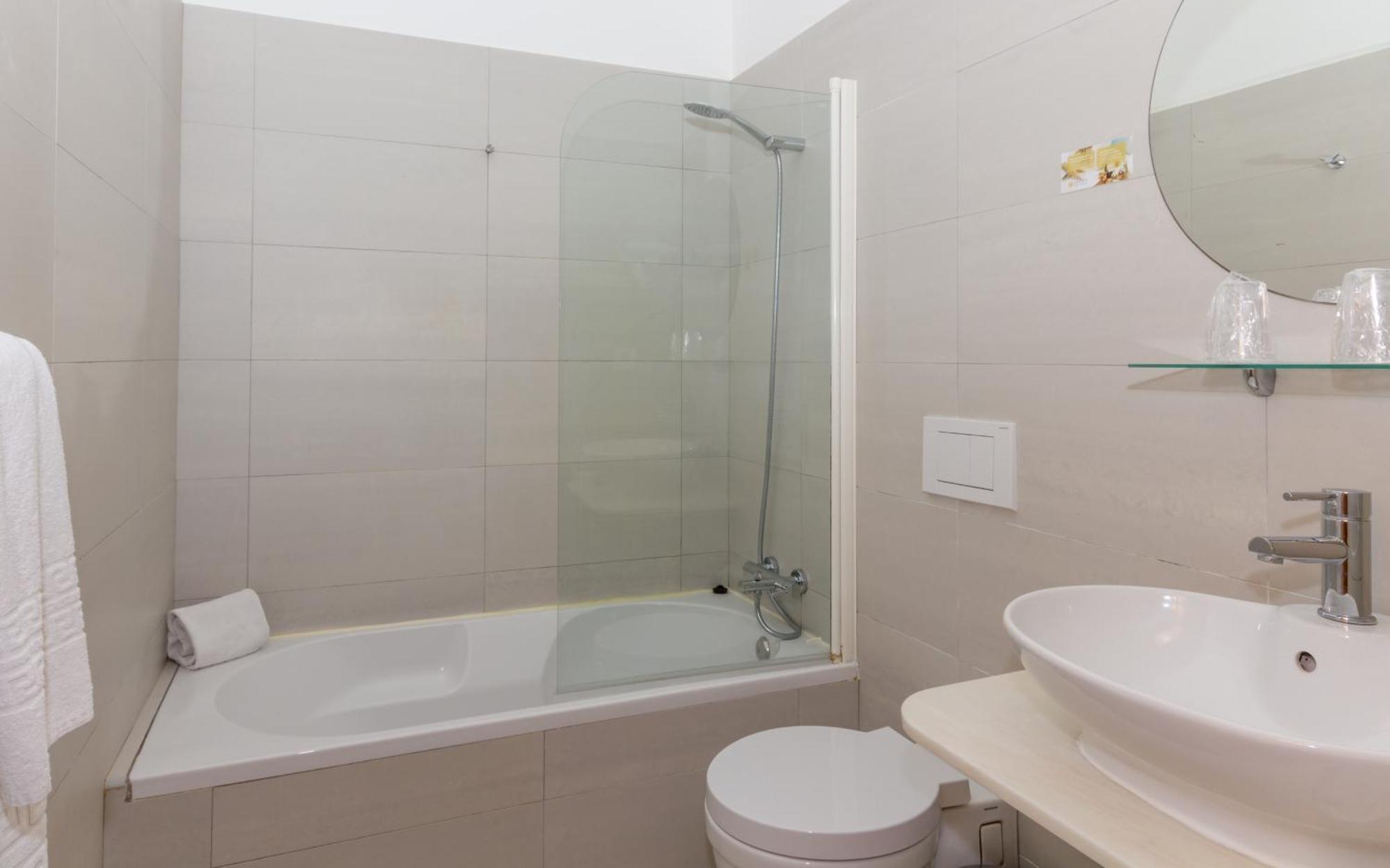 Double Room with Sea View,1572627887:JPEG