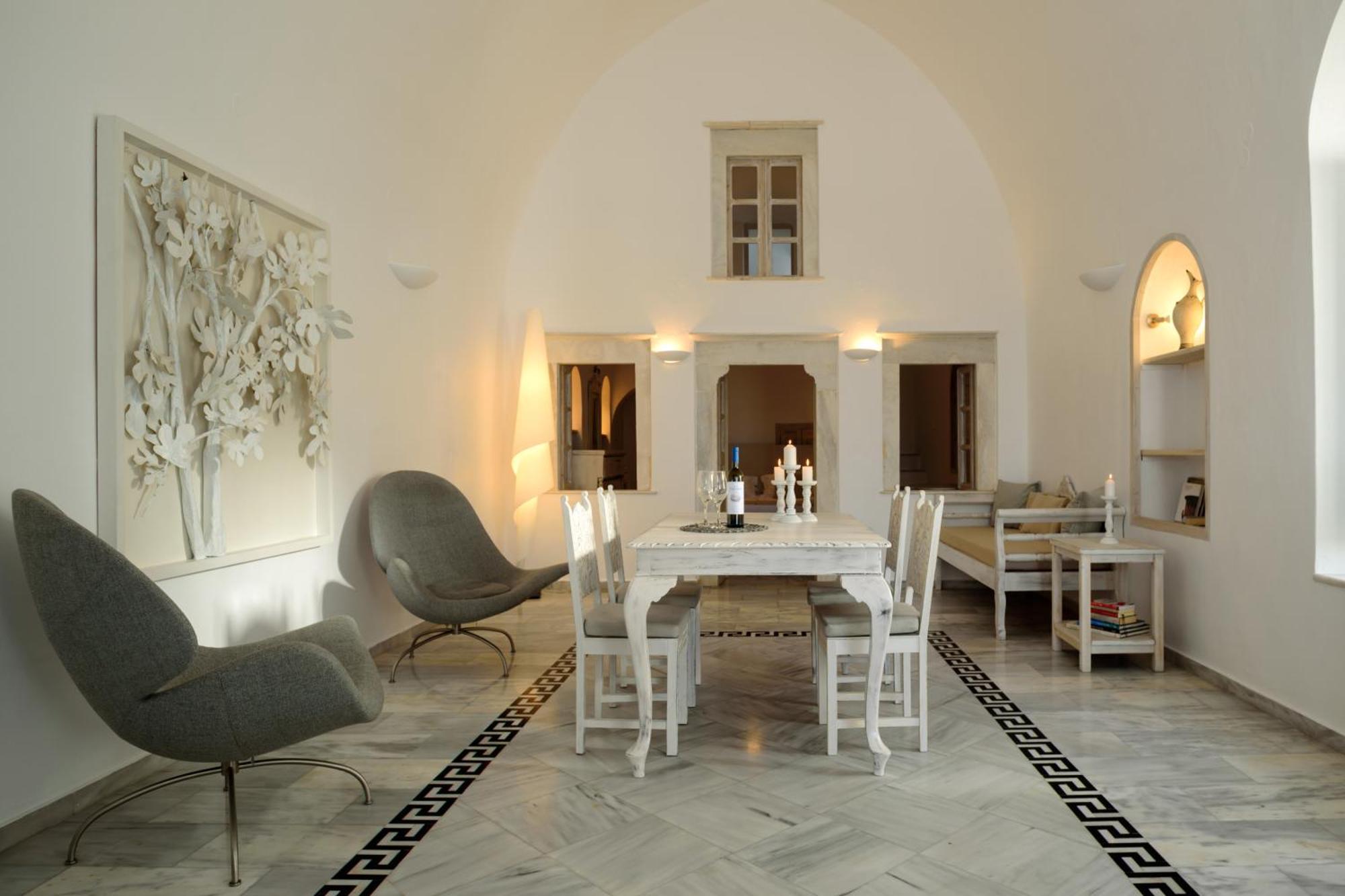 Imperial Cave Suite – Caldera Sea view & Volcano View,1572635291:JPEG