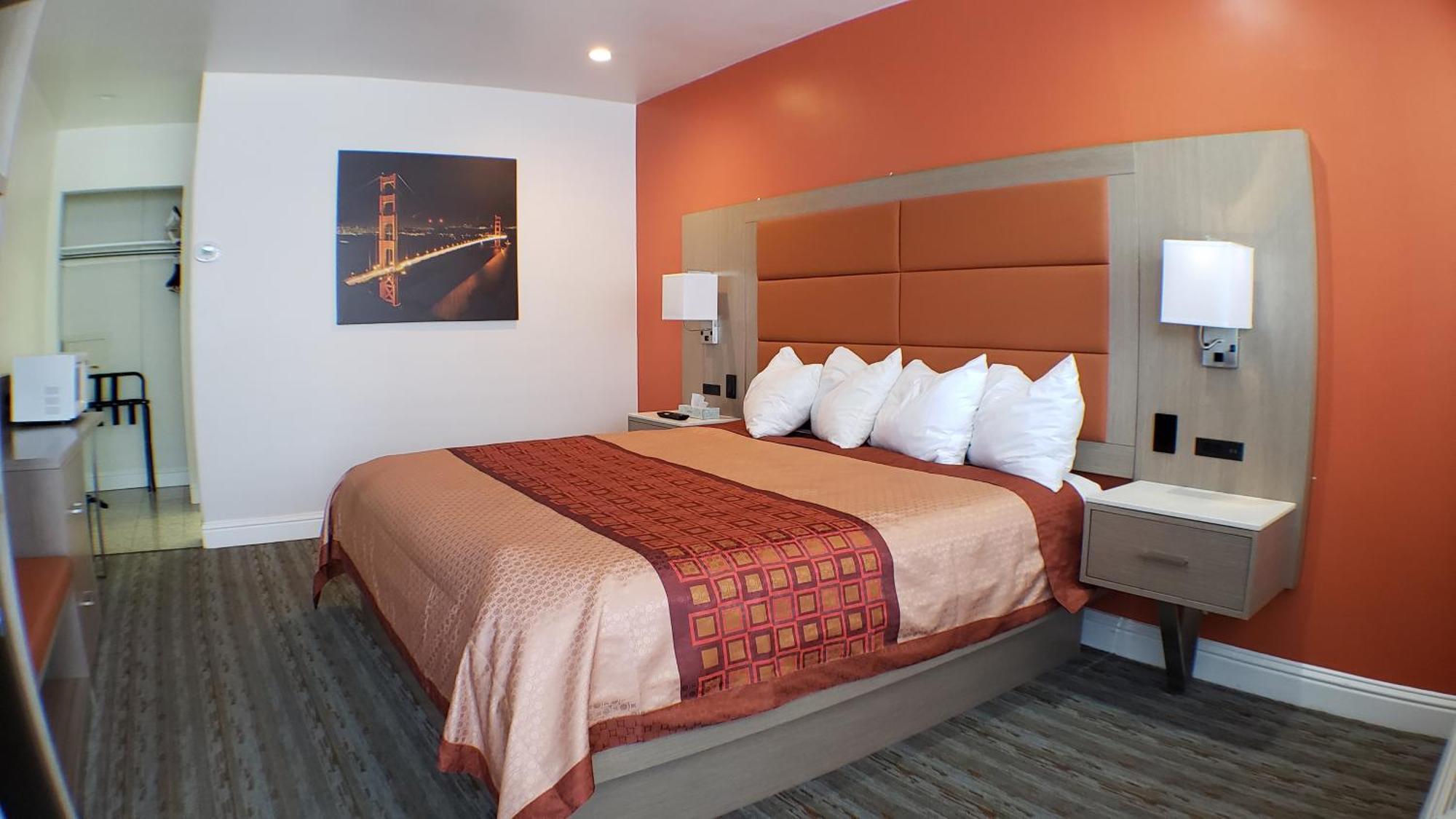 Standard King Room