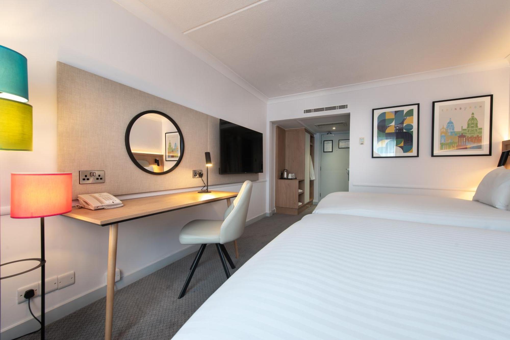 Chambre Double Standard avec 2 Lits Doubles