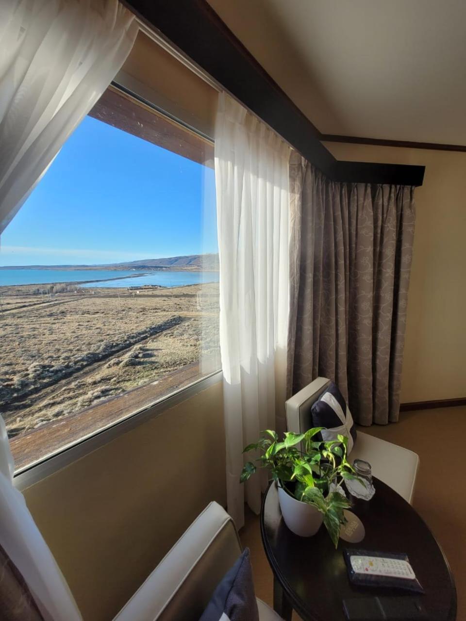 Double or Twin Room Lake View,1615381416:JPEG
