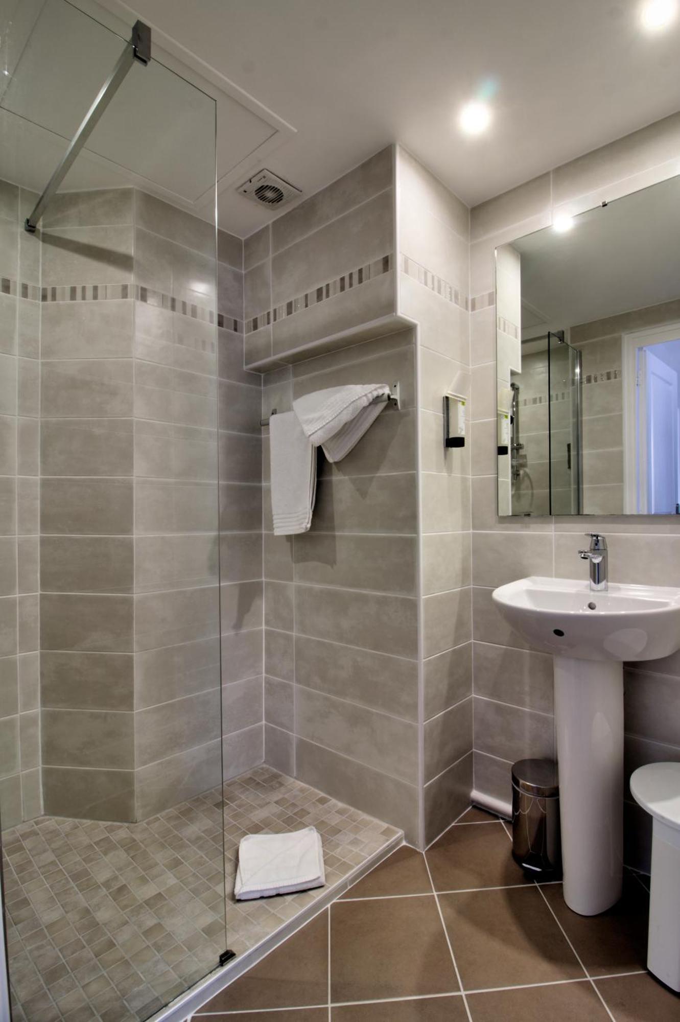Chambre Quadruple Confort