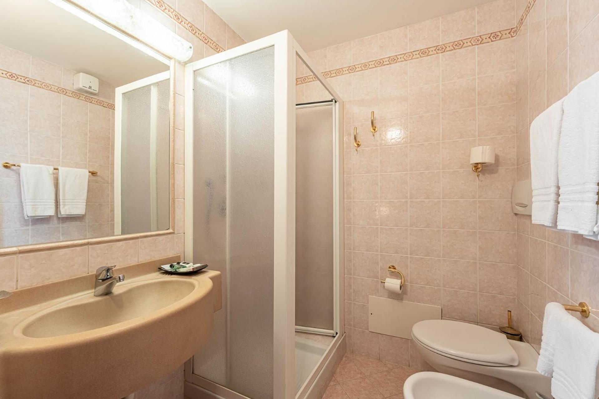 Economy Double or Twin Room