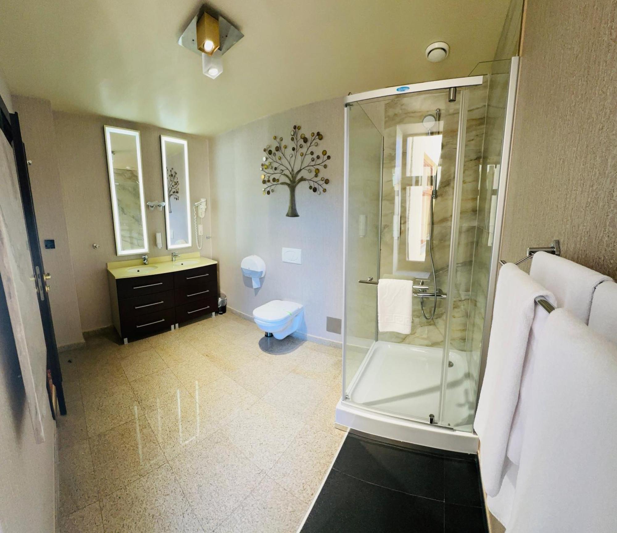 Economy Twin Room