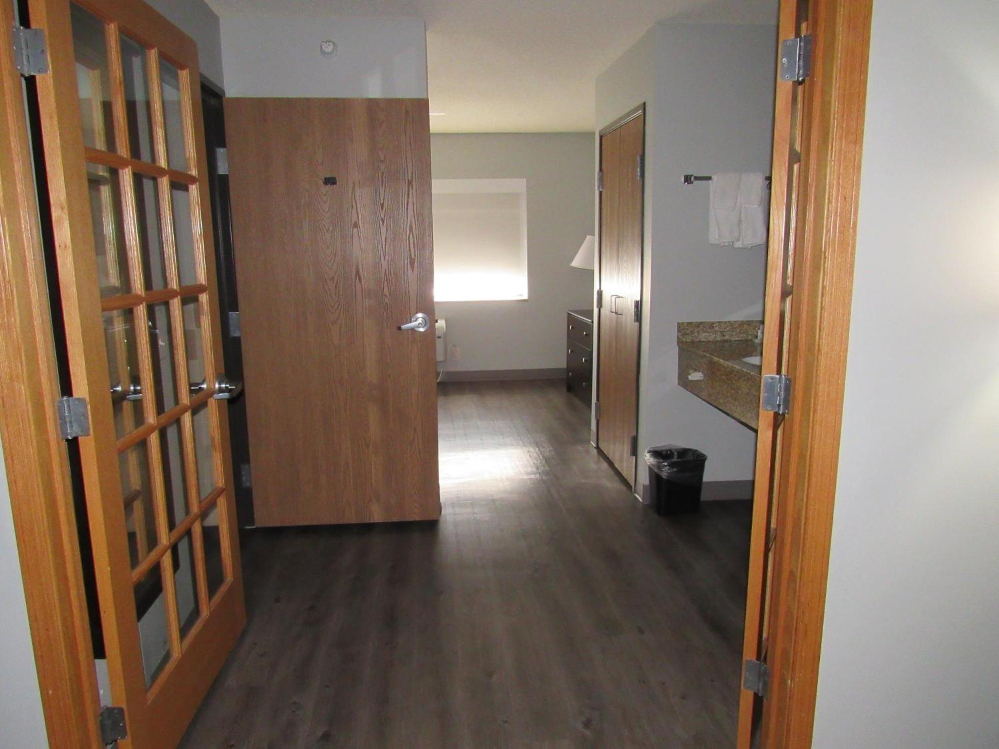 King Studio Suite