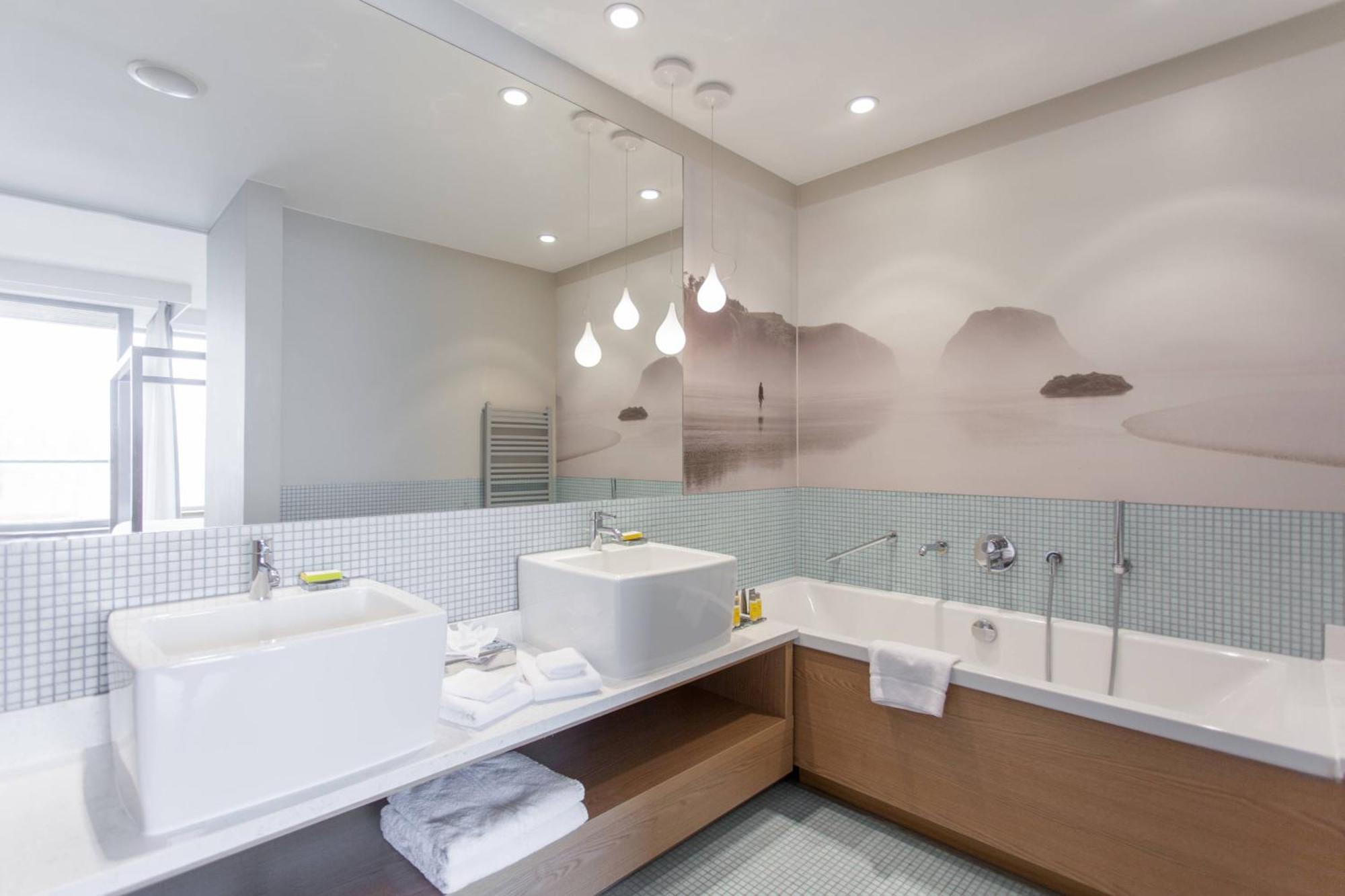 King Suite with Sea View