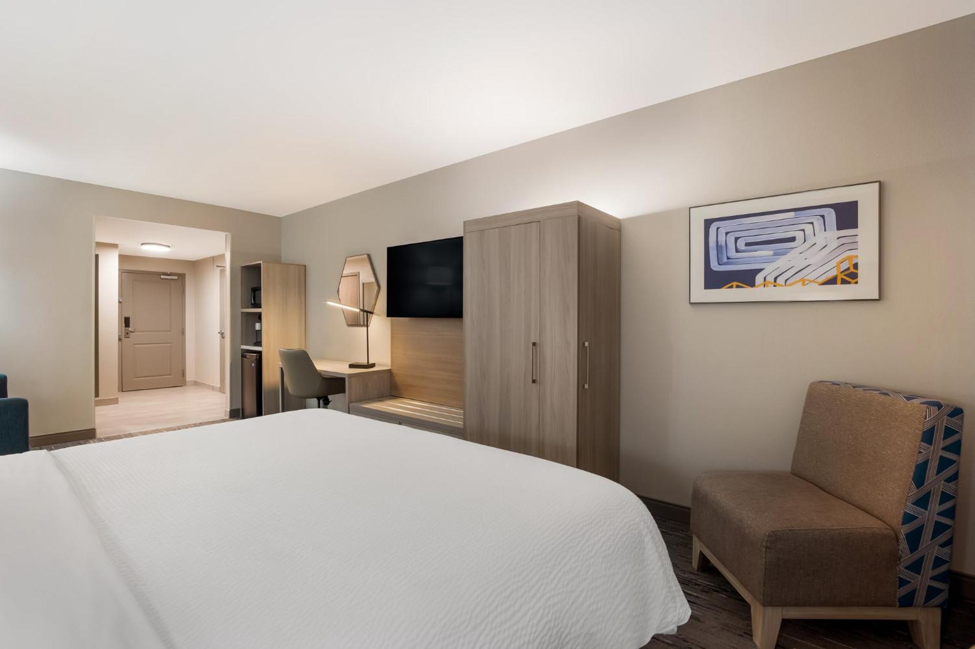 King Suite with Mobility Accessible Roll-In Shower