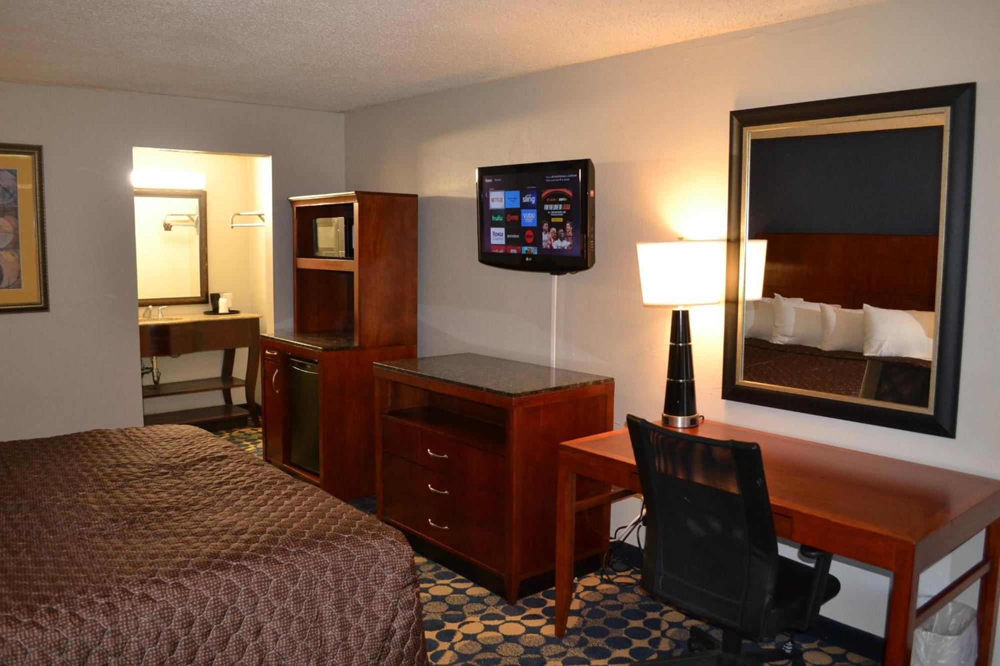 Deluxe King Room