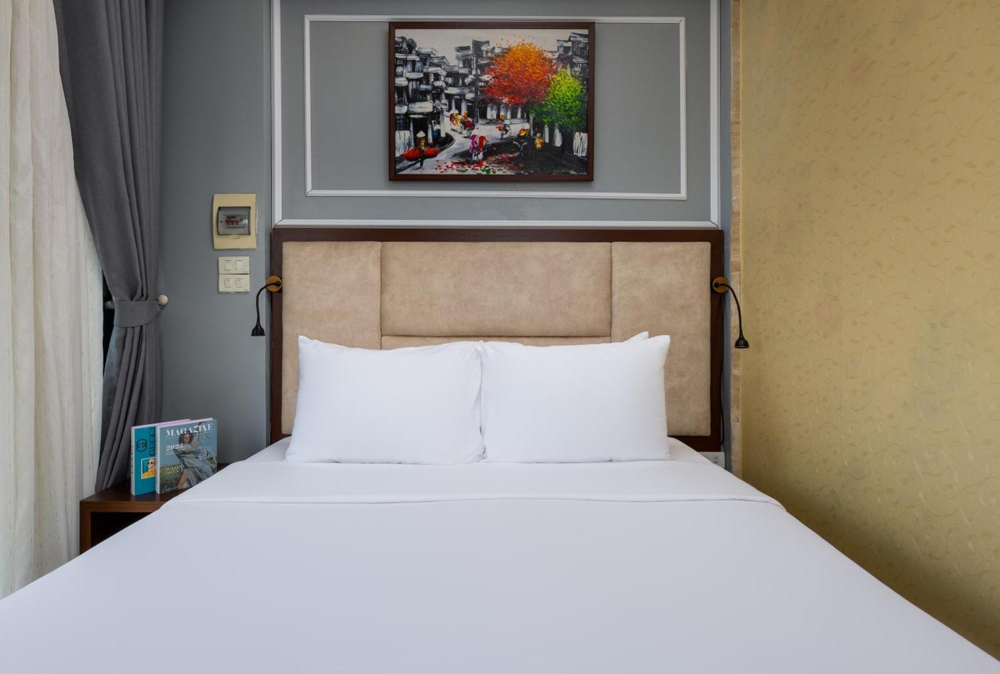 Deluxe Single Room with Balcony