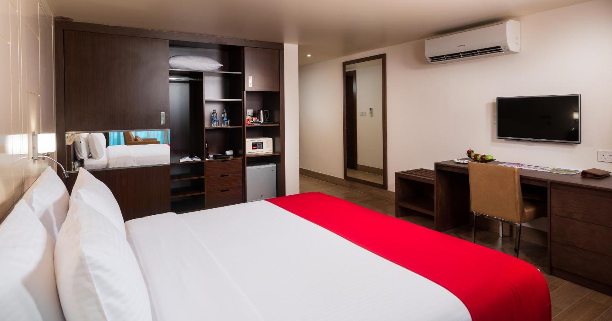 Superior King Room