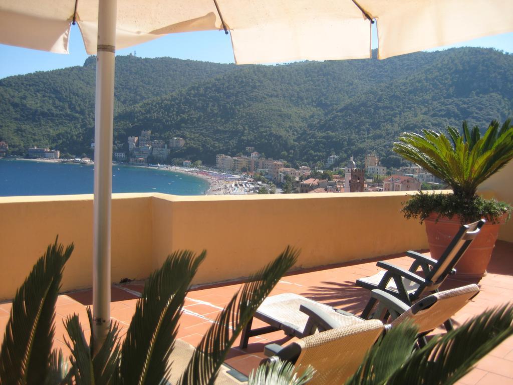 Suite with Sea View