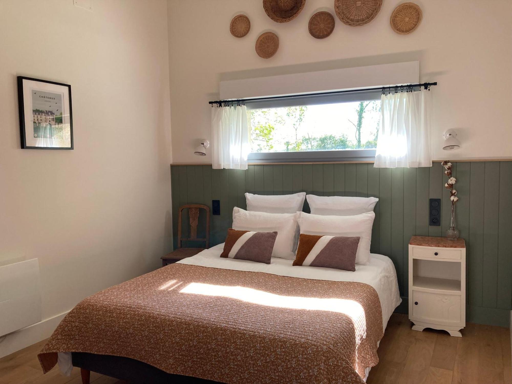 Chambre Double - Accessible aux Personnes à Mobilité Réduite