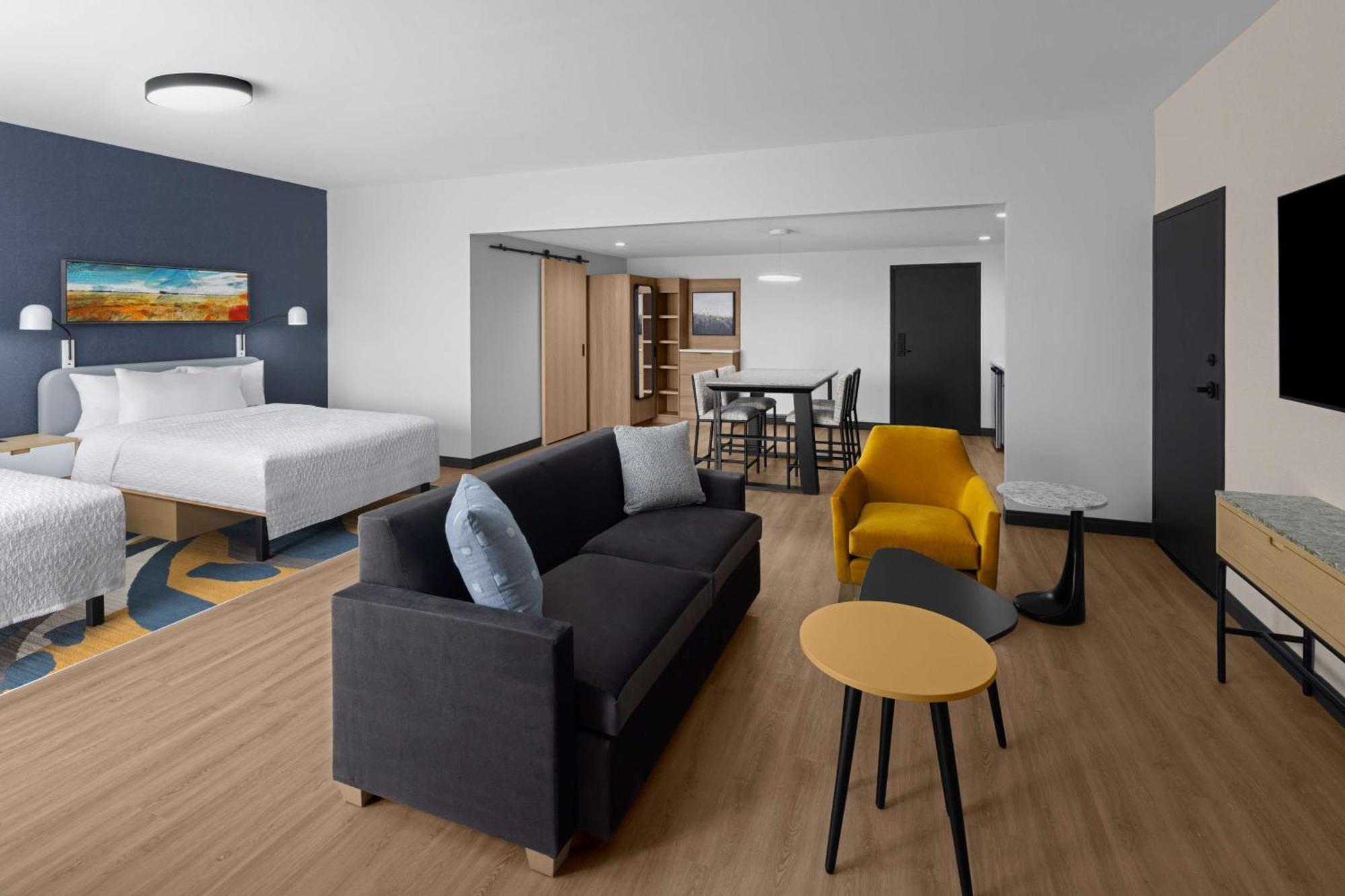 Studio Suite with Two Queen Beds