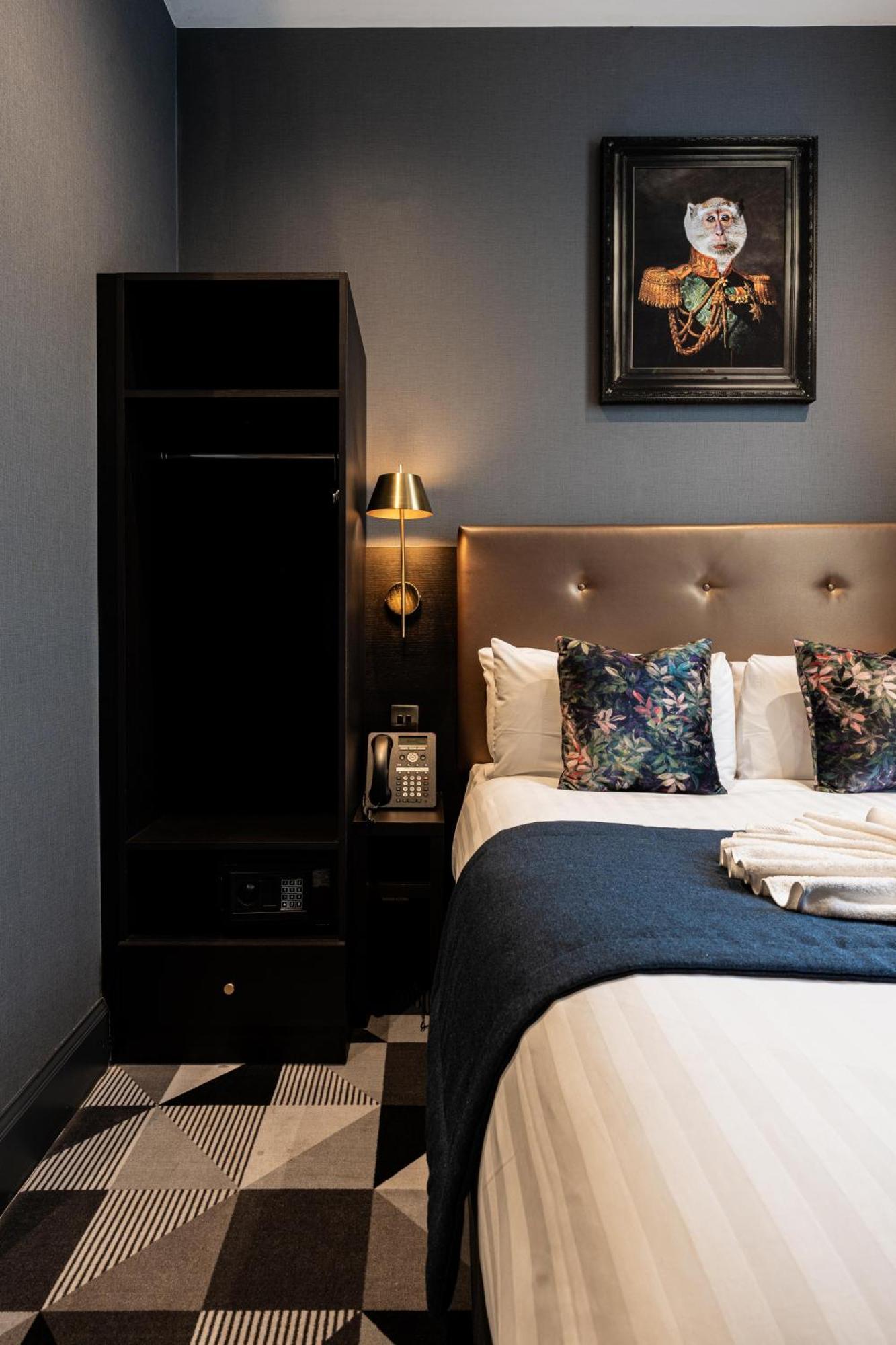 Double Room,1576691825:JPEG