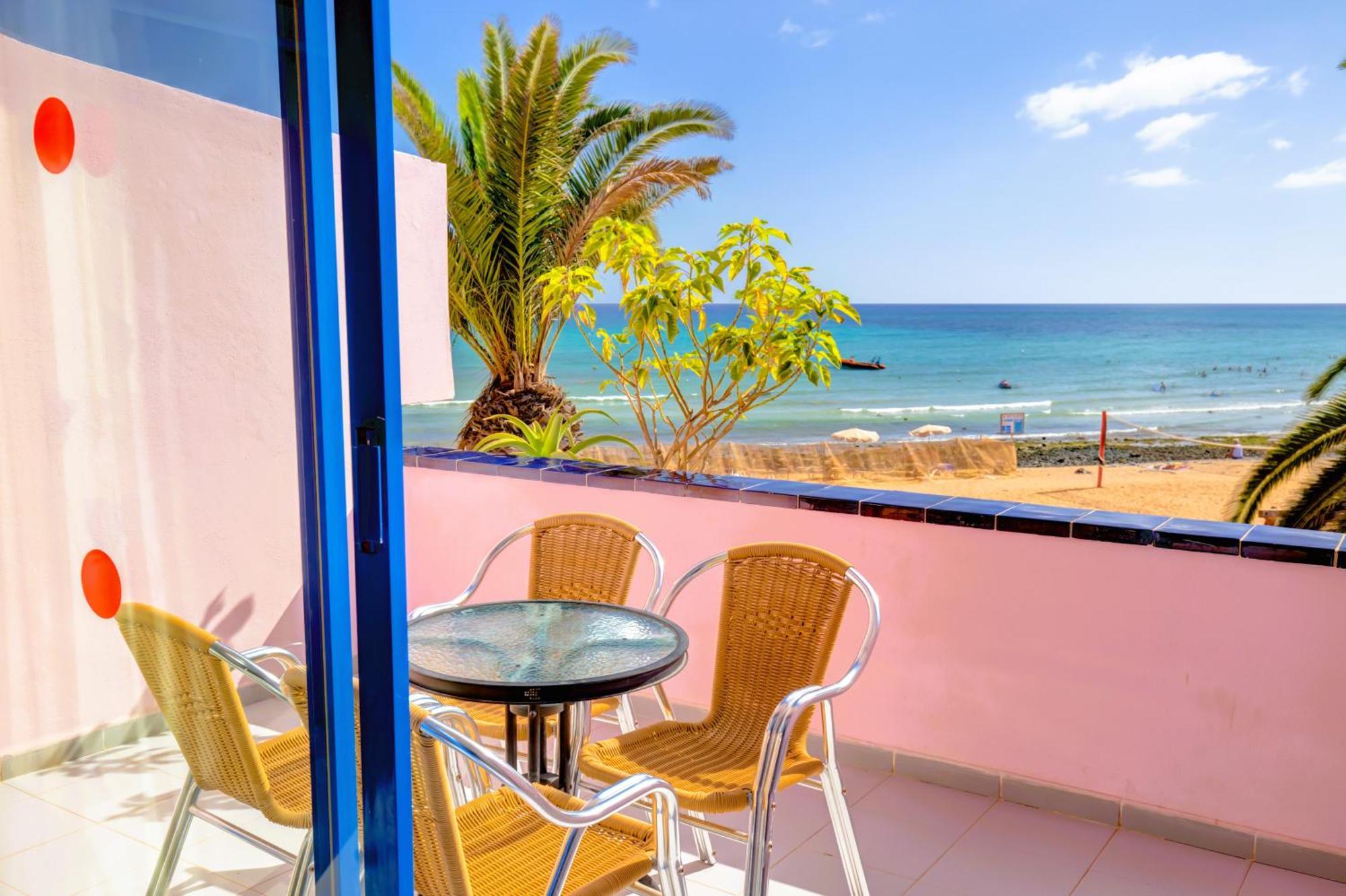 Chambre Familiale - Vue Latérale sur Mer
