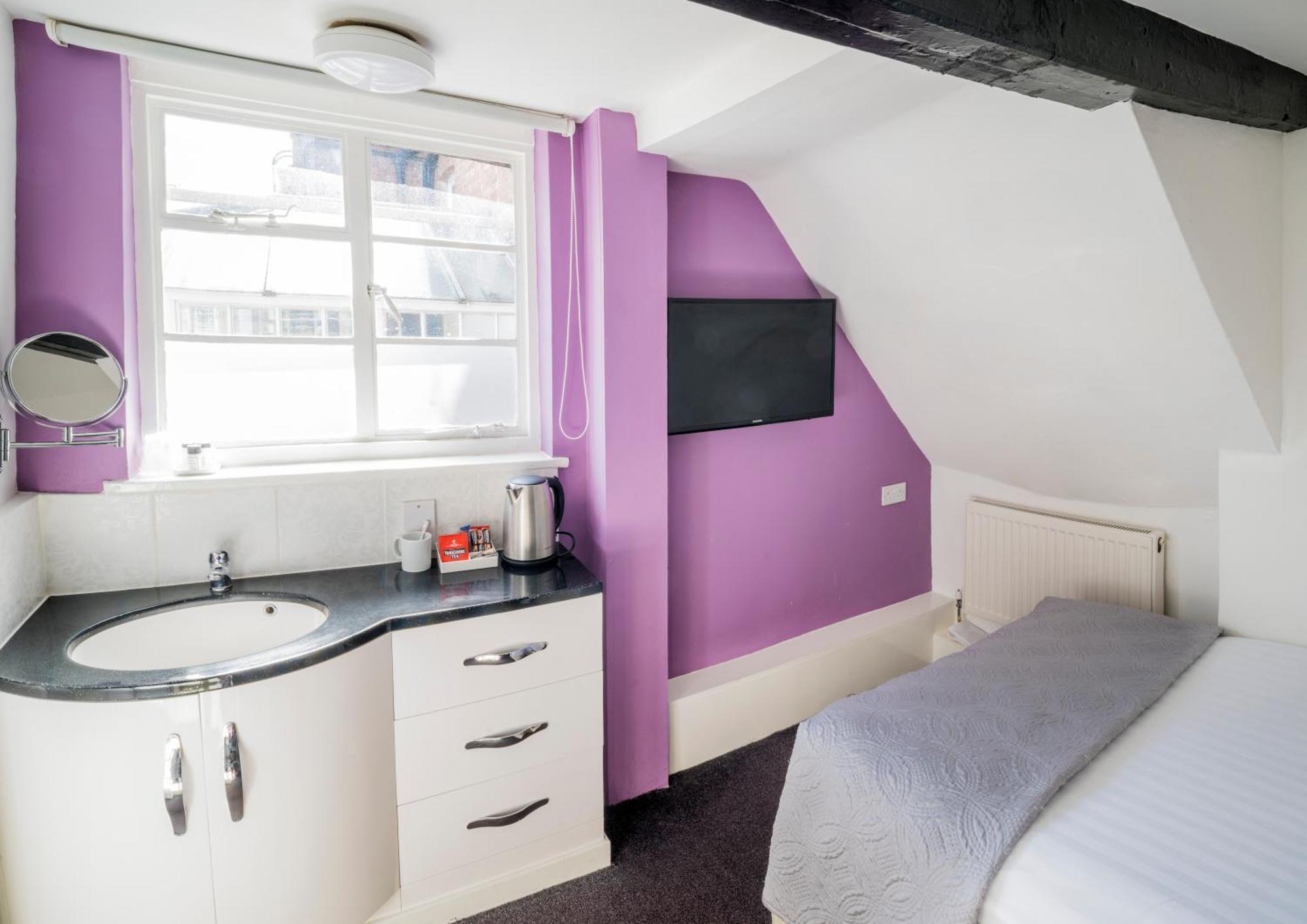Single Room,1576720829:JPEG