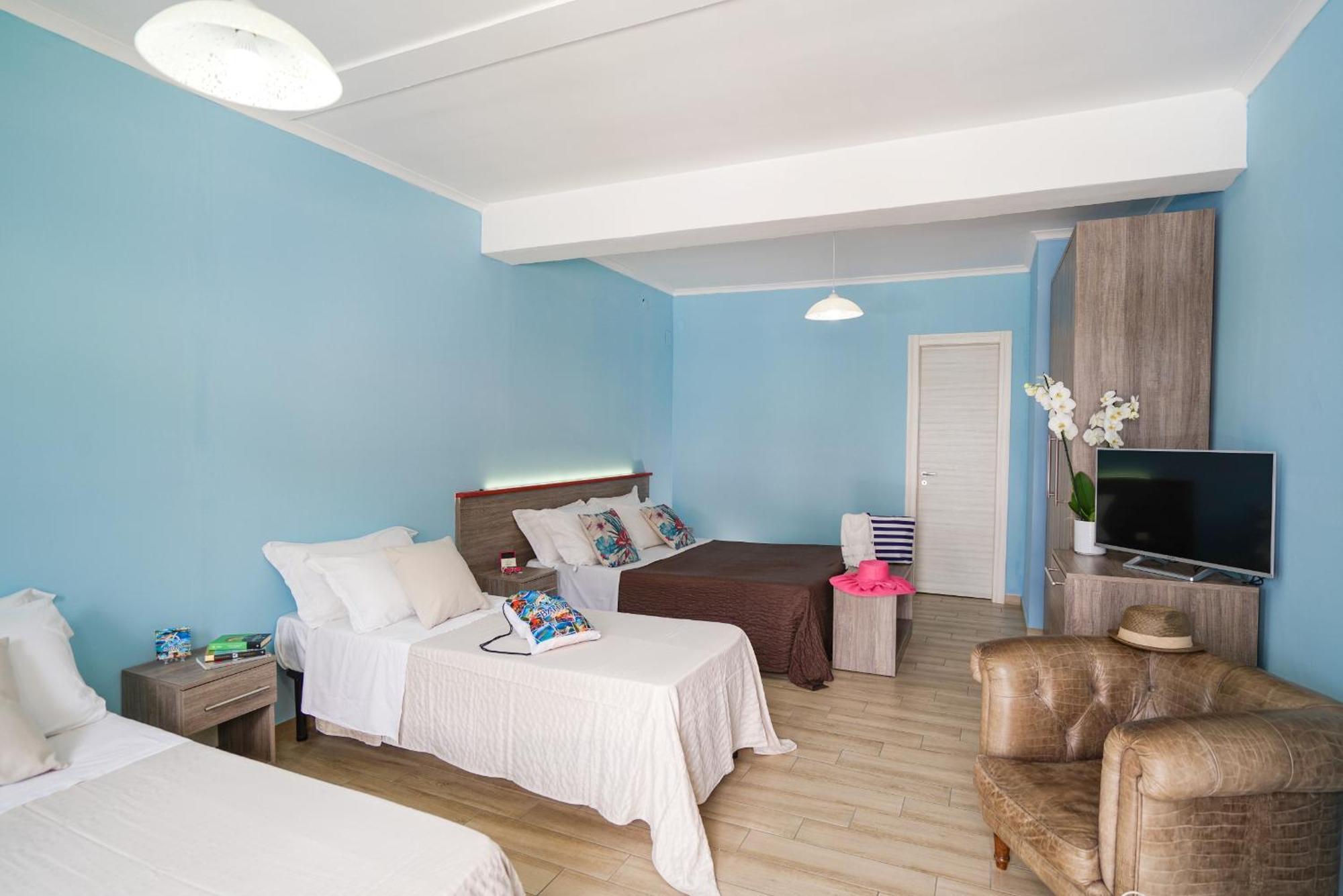 Comfort Quadruple Room