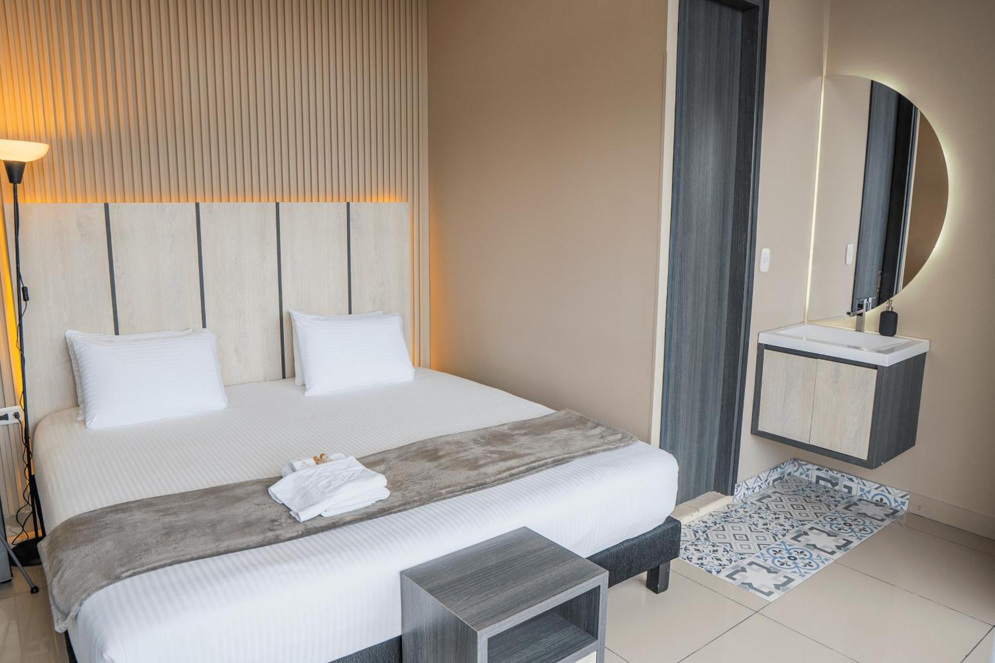 Deluxe Single Room with Balcony