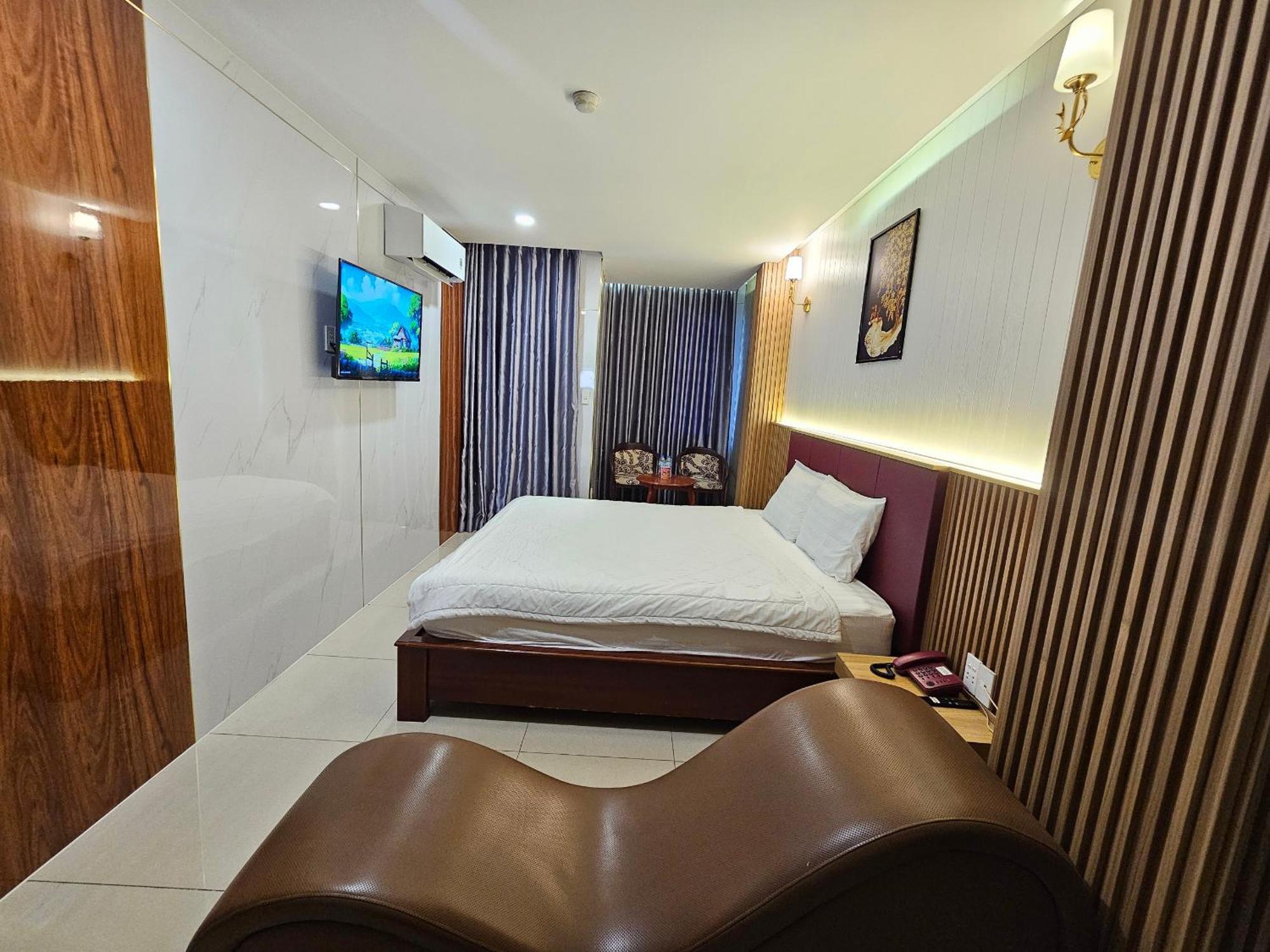 Phòng Có Giường Cỡ King Với Ban Công