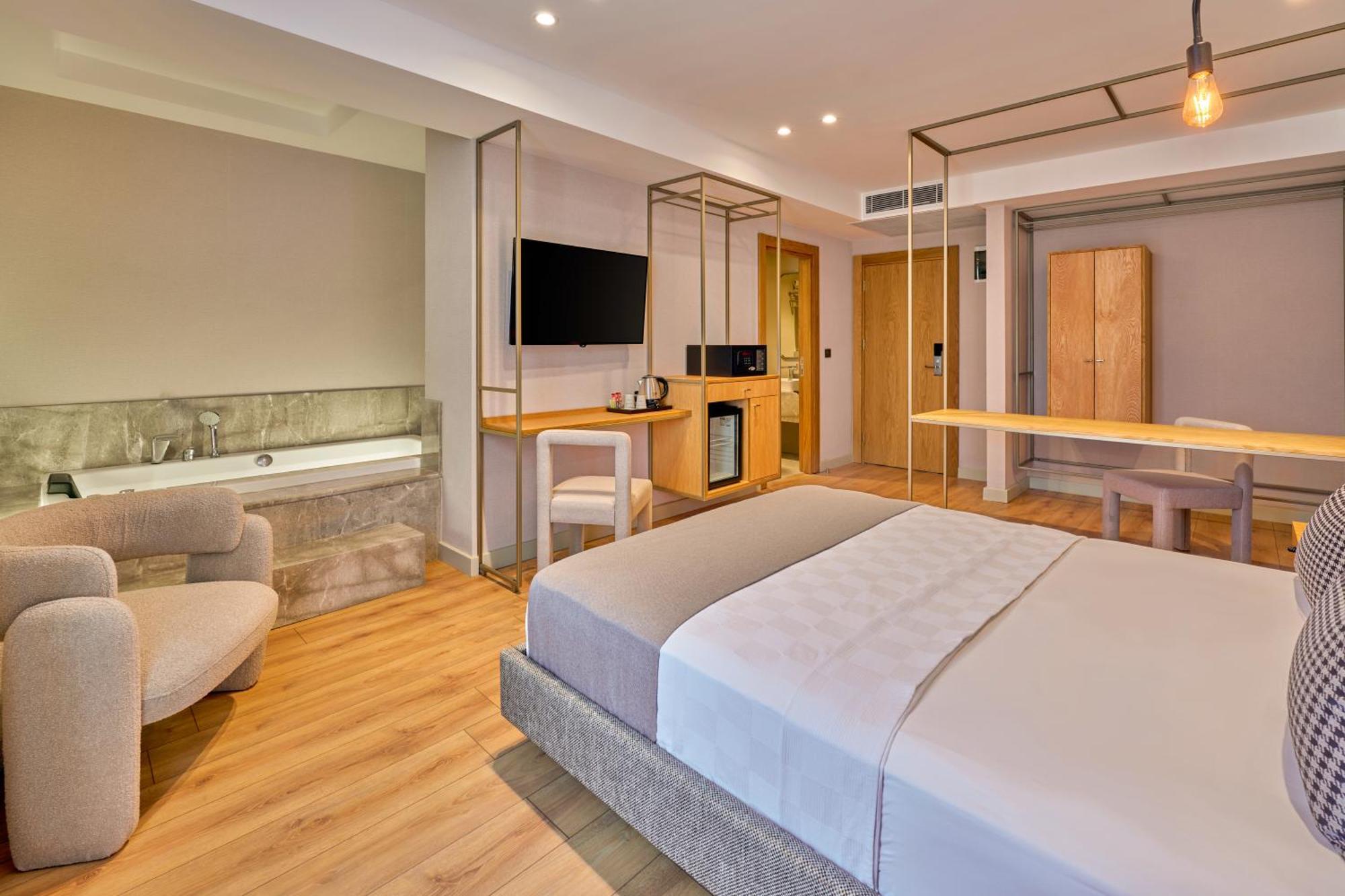 Deluxe Süit - Spa Küvetli