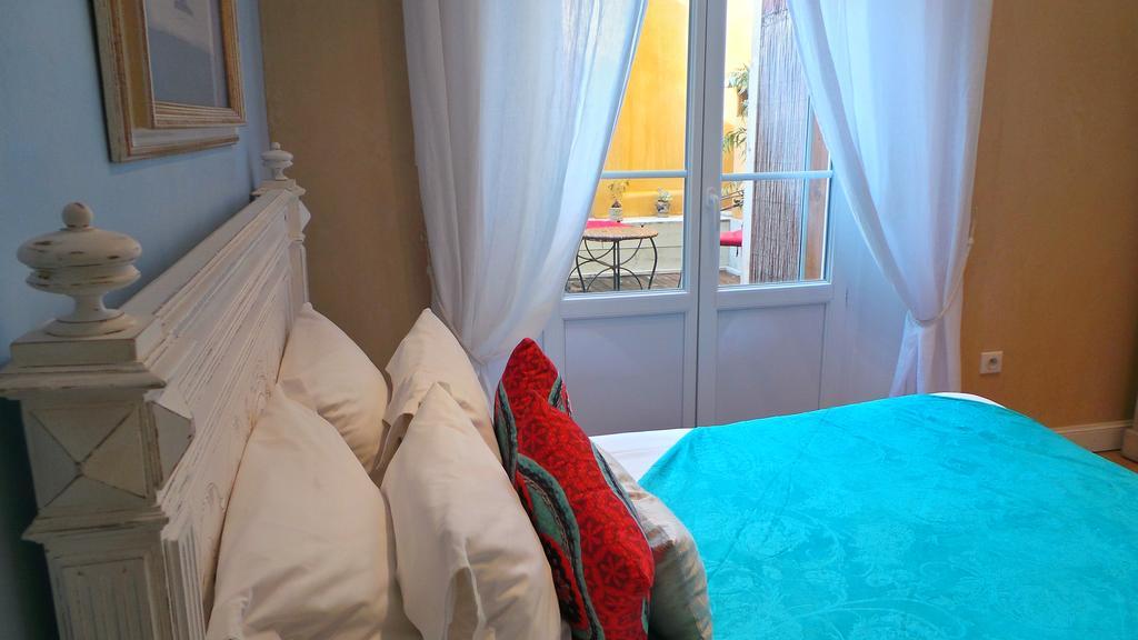 Standard Double Room with Patio