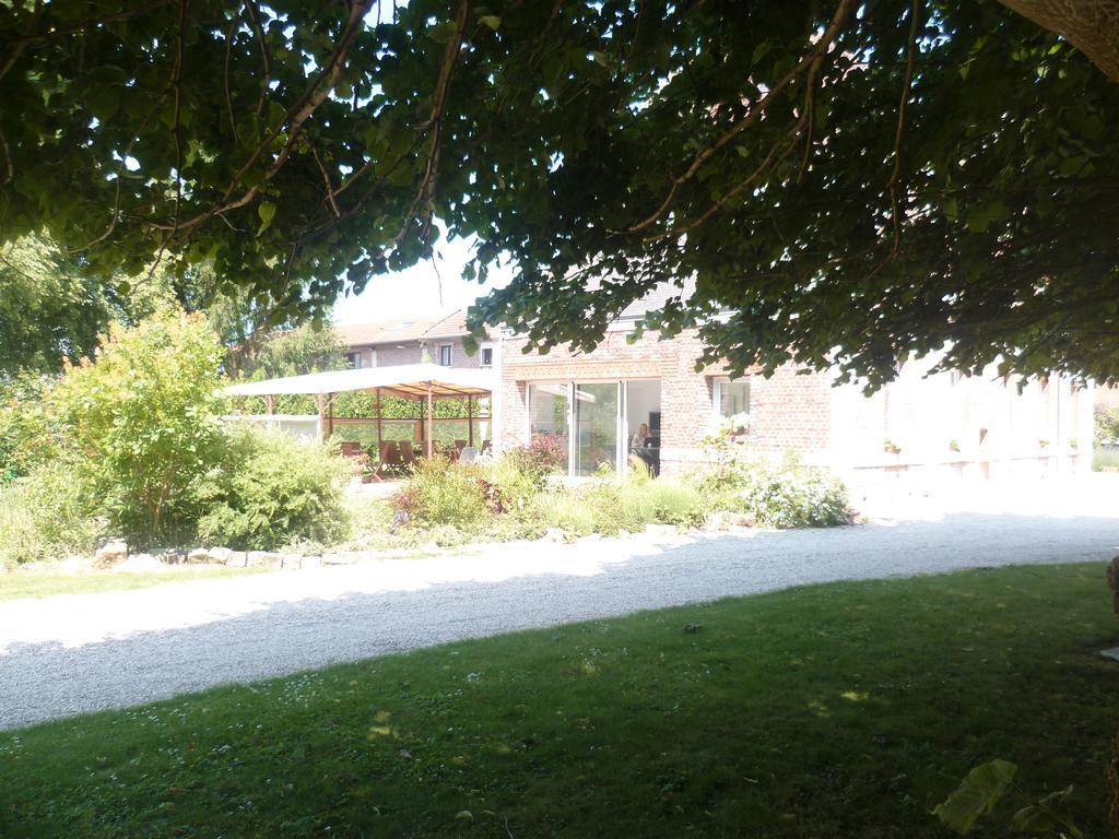 Chambre Double ou Lits Jumeaux avec Salle de Bains Privative