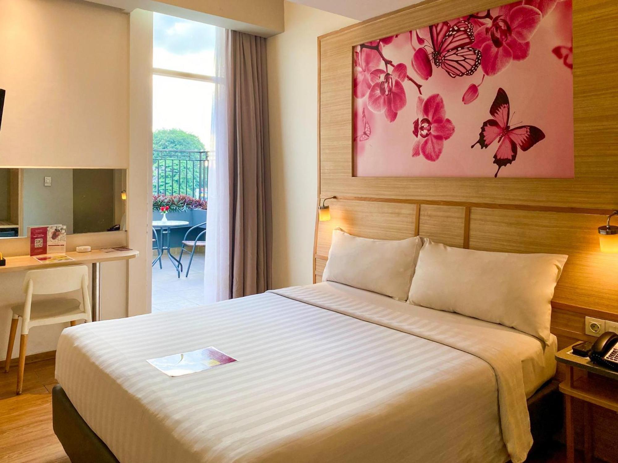 Deluxe Double Room,1578414647:JPEG
