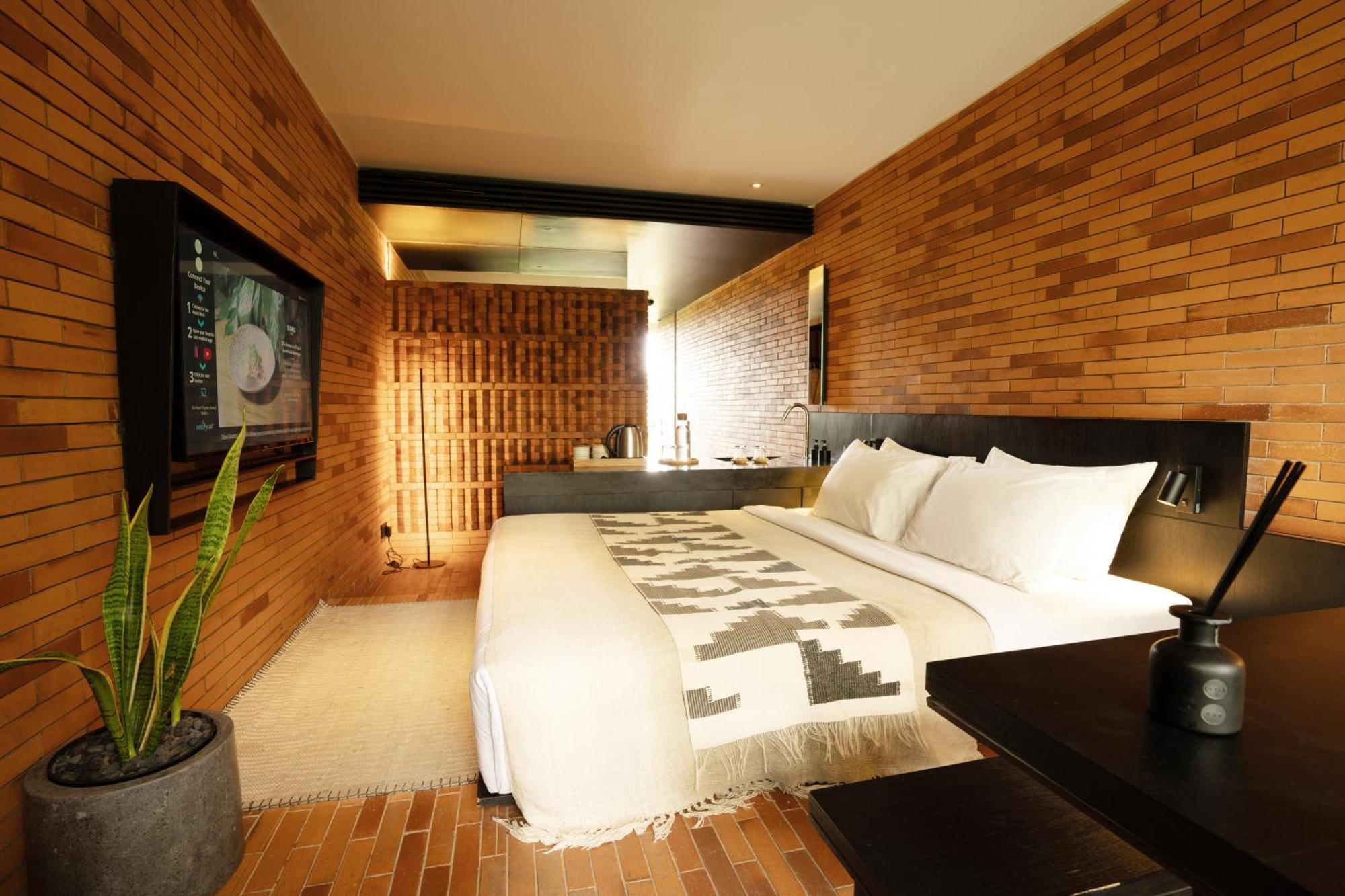 Signature Aksen Double Room Balcony,1578517484:JPEG