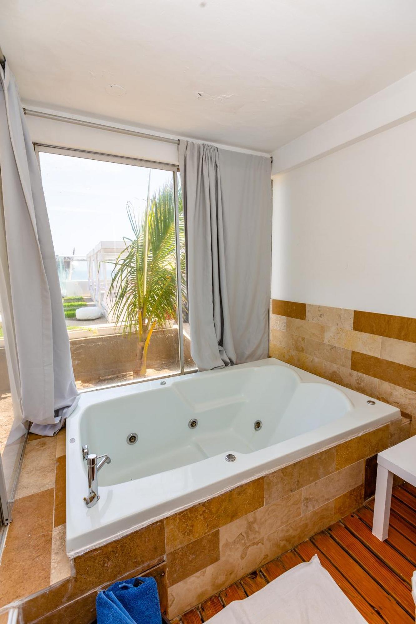 Suite with Spa Bath and Garden View