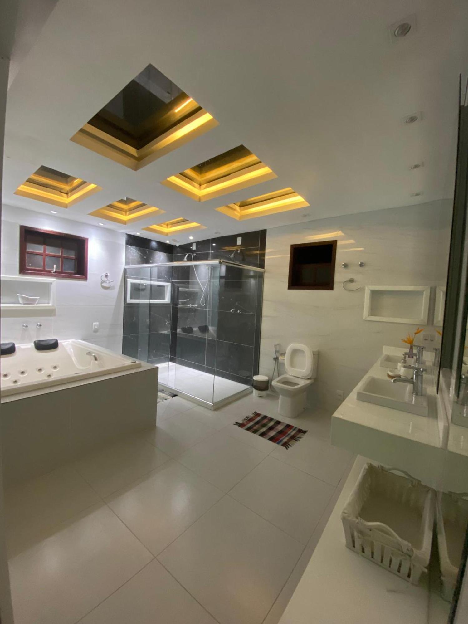 Quarto Família com Banheira