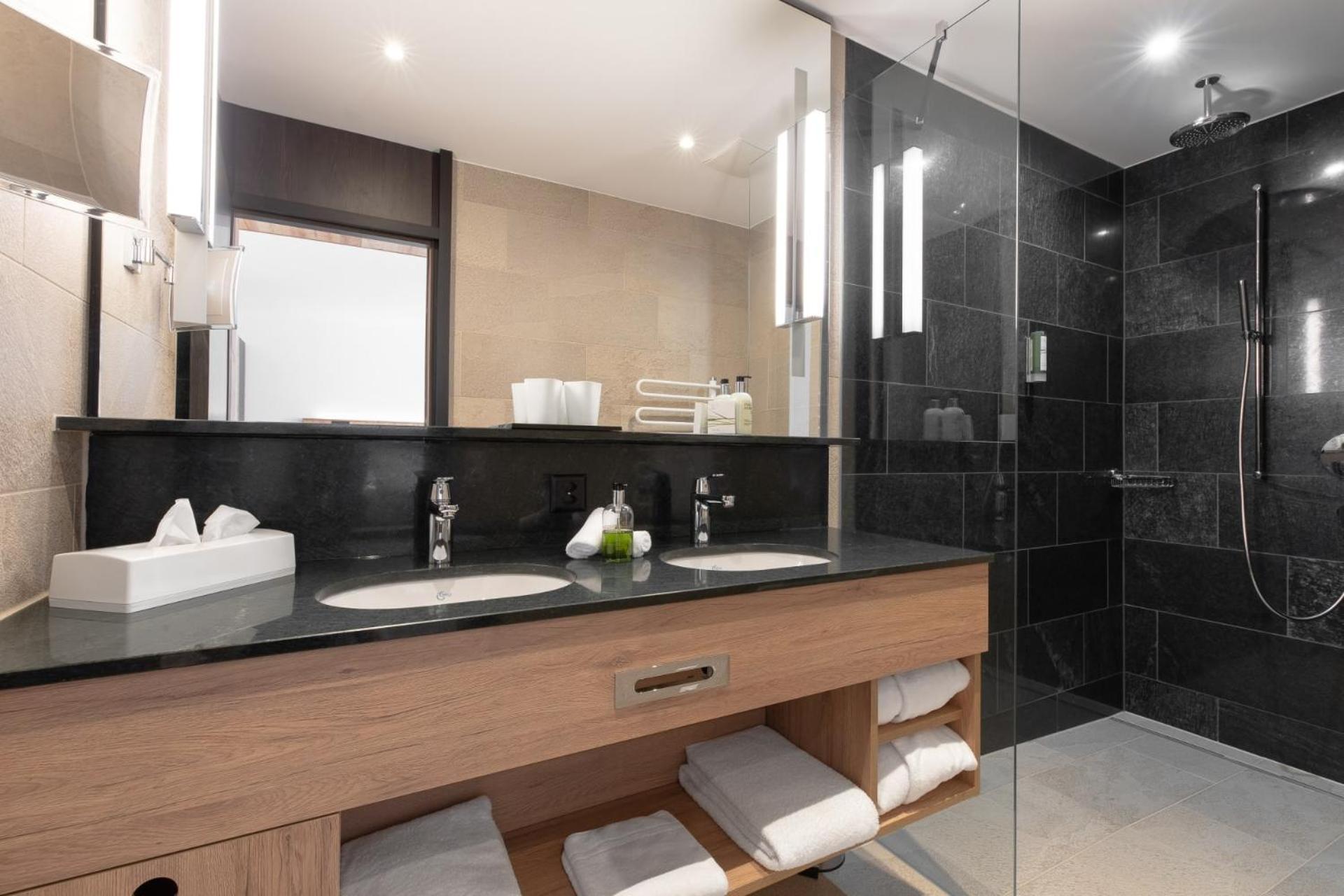Deluxe Junior Suite