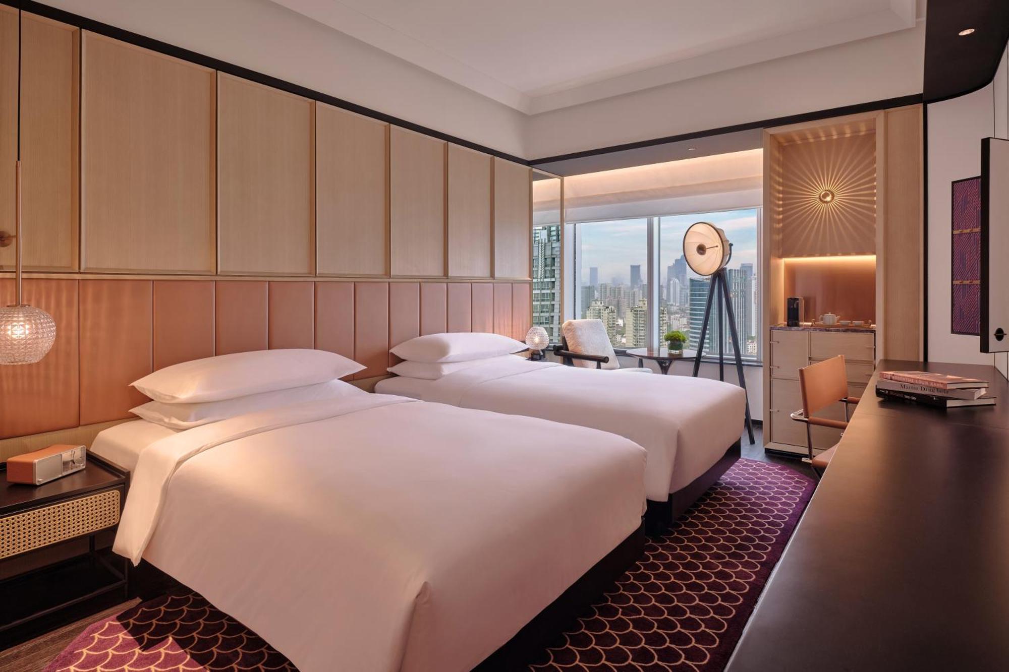 Twin Room,1772913113:JPEG