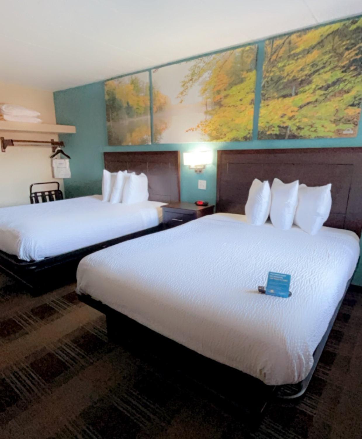 Queen Suite Non-Smoking